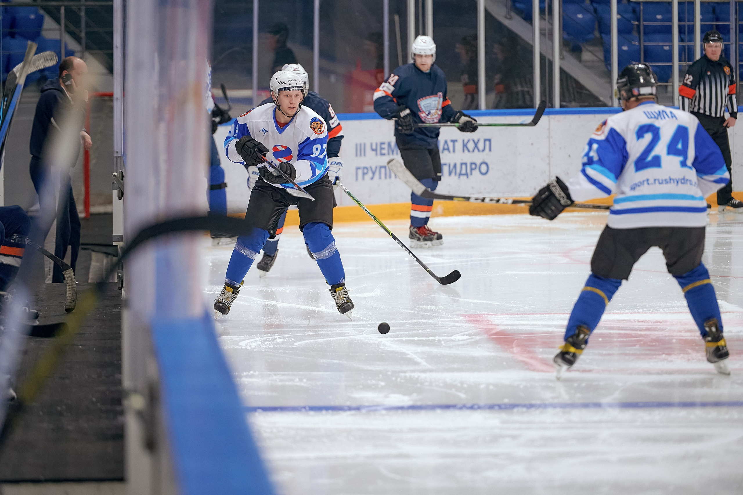 Портфолио репортажной фотосъёмки: Кристалл арена — Хоккей — РусГидро. Фотограф Яковлев Роман — Красноярск