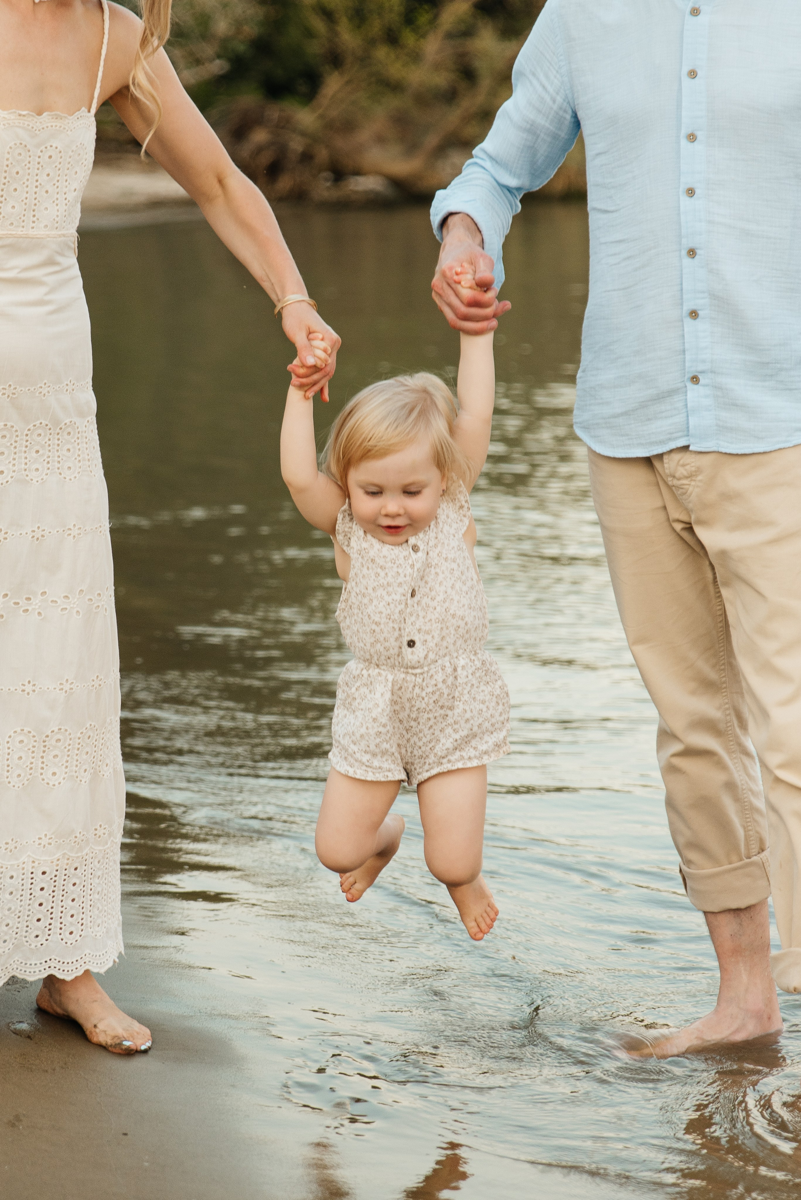 Семейная фотосессия у озера. Свадебный и семейный фотограф Кореновск/Краснодар