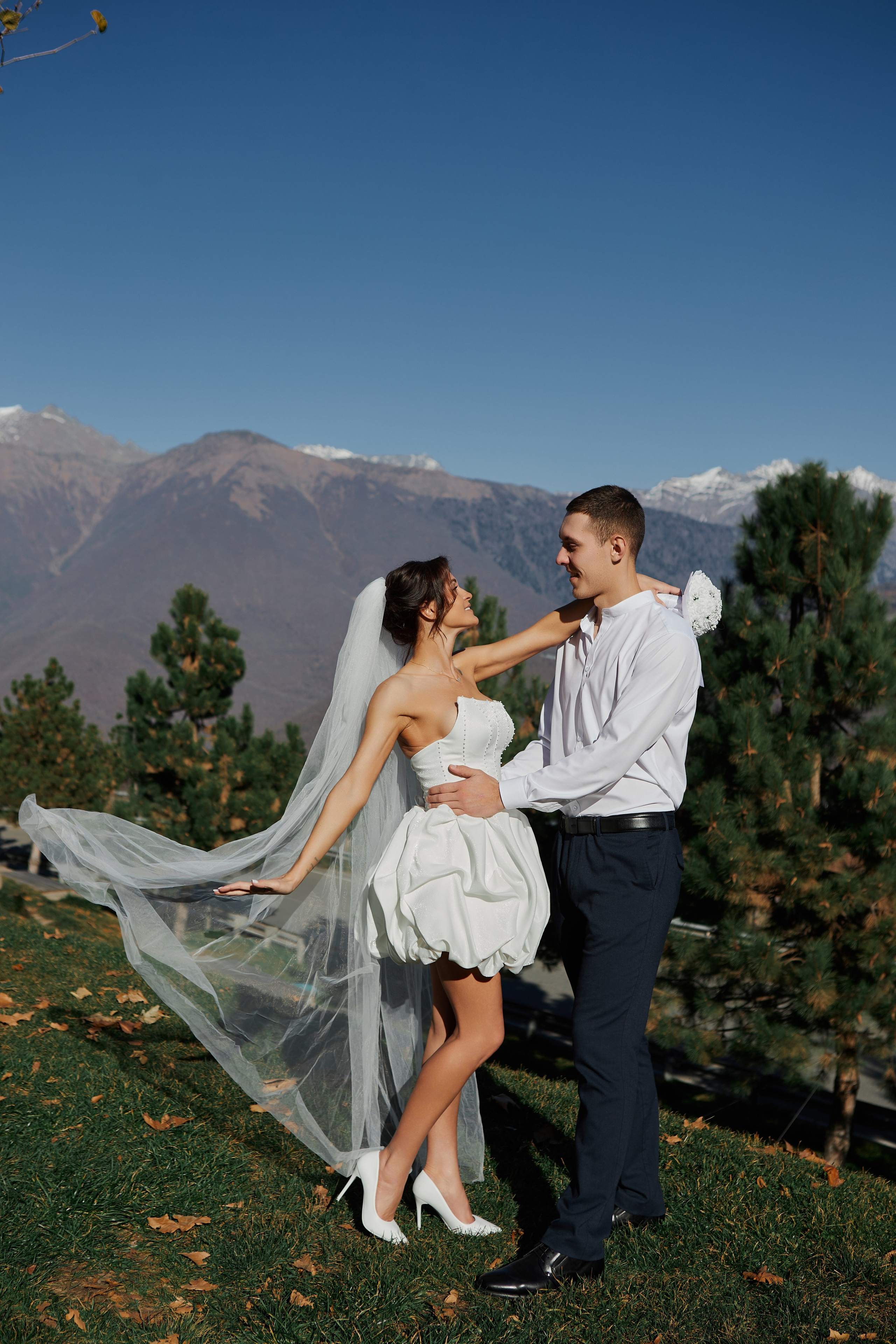 Свадебная фотосессия в Сочи-Красная поляна. фотограф Сочи-Красная поляна. Свадебный и семейный фотограф в Сочи-Красной поляне Ларионова Анна