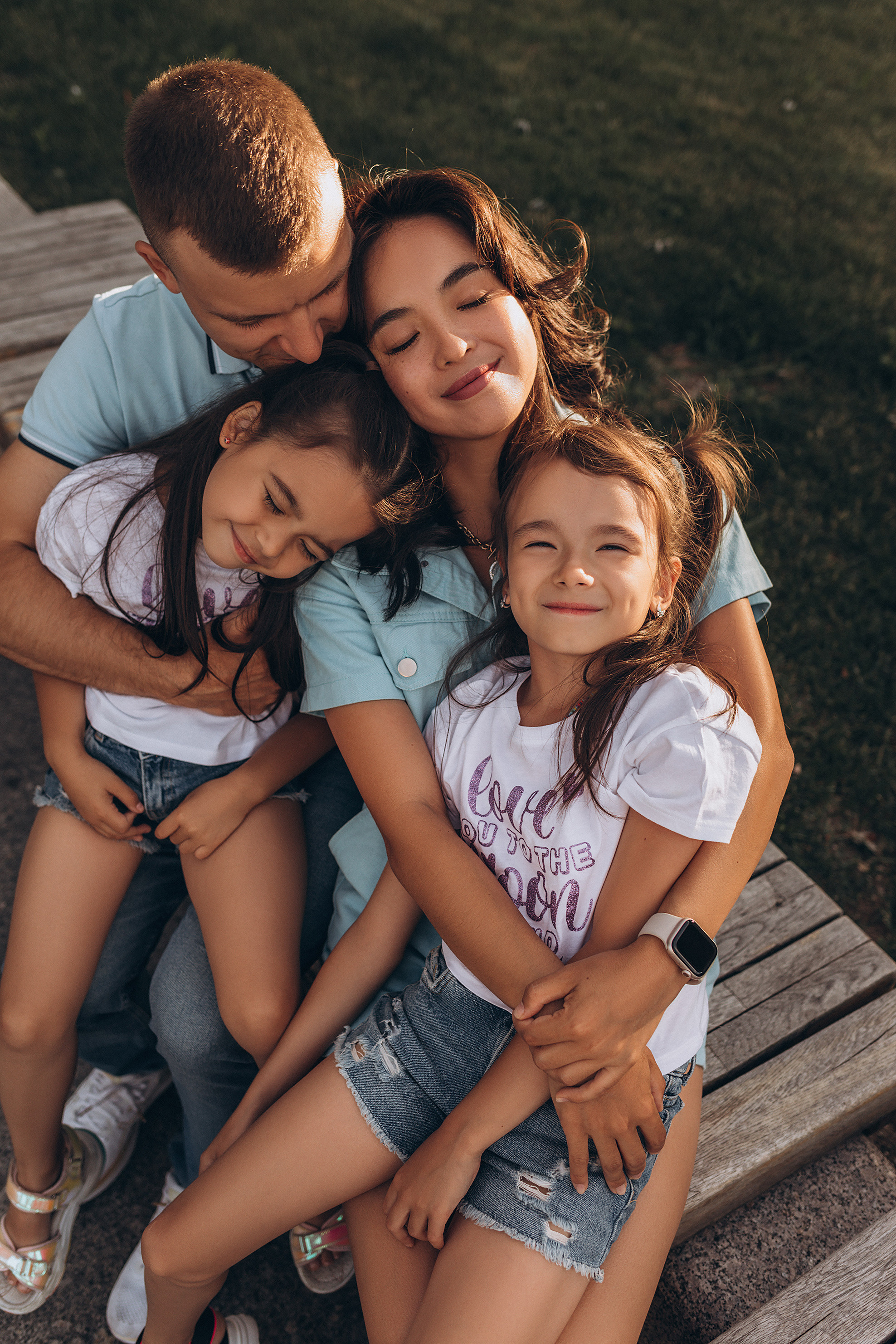Анара и Дмитрий с девочками. Женский портретный фотограф в Москве Елена Разина