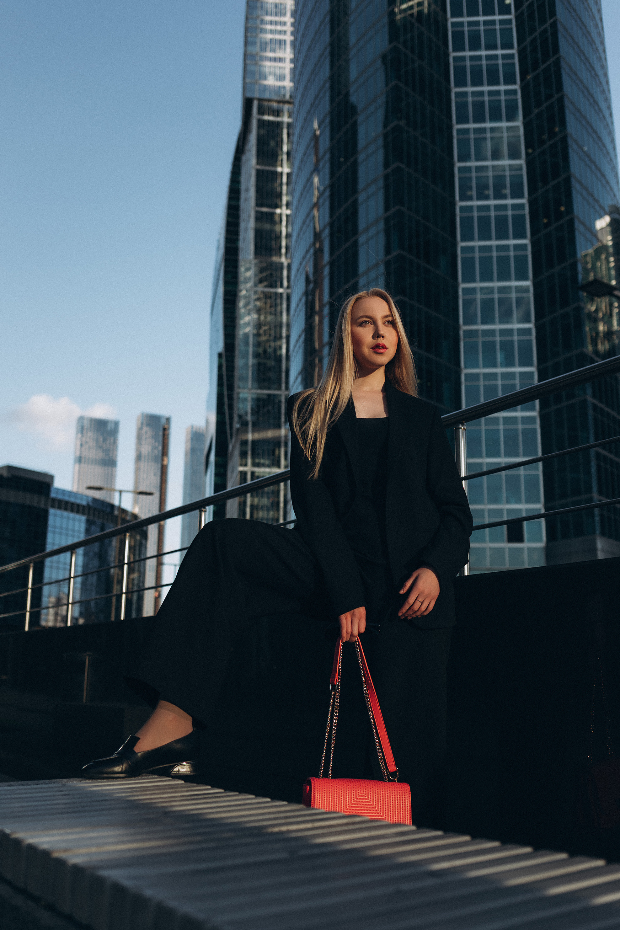 Марина. Прогулка в окрестностях Москва сити. Женский портретный фотограф в Москве Елена Разина