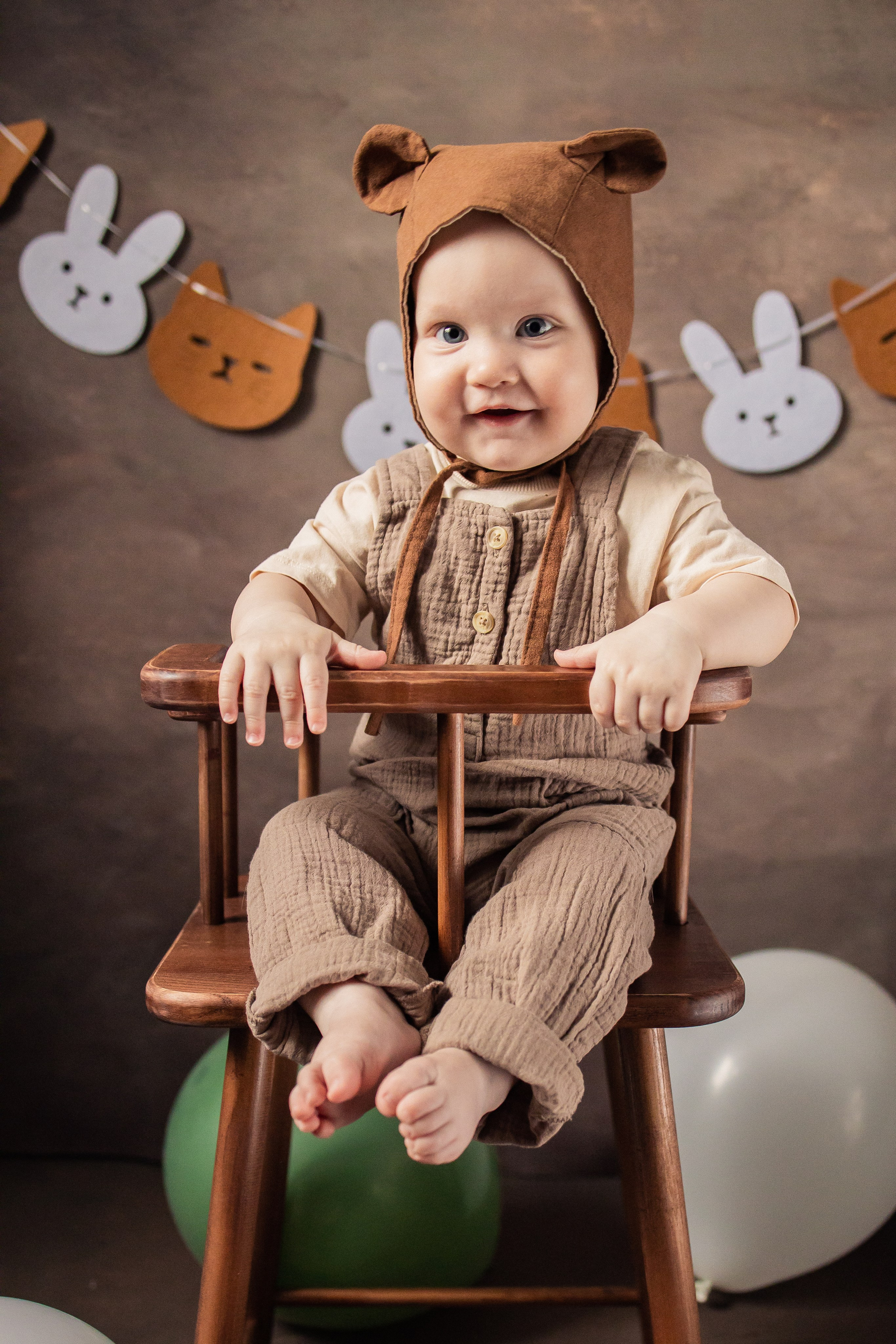 Мишка в стульчике. Детский и семейный фотограф в Пушкино, Мытищи, Москва Сергеева Светлана