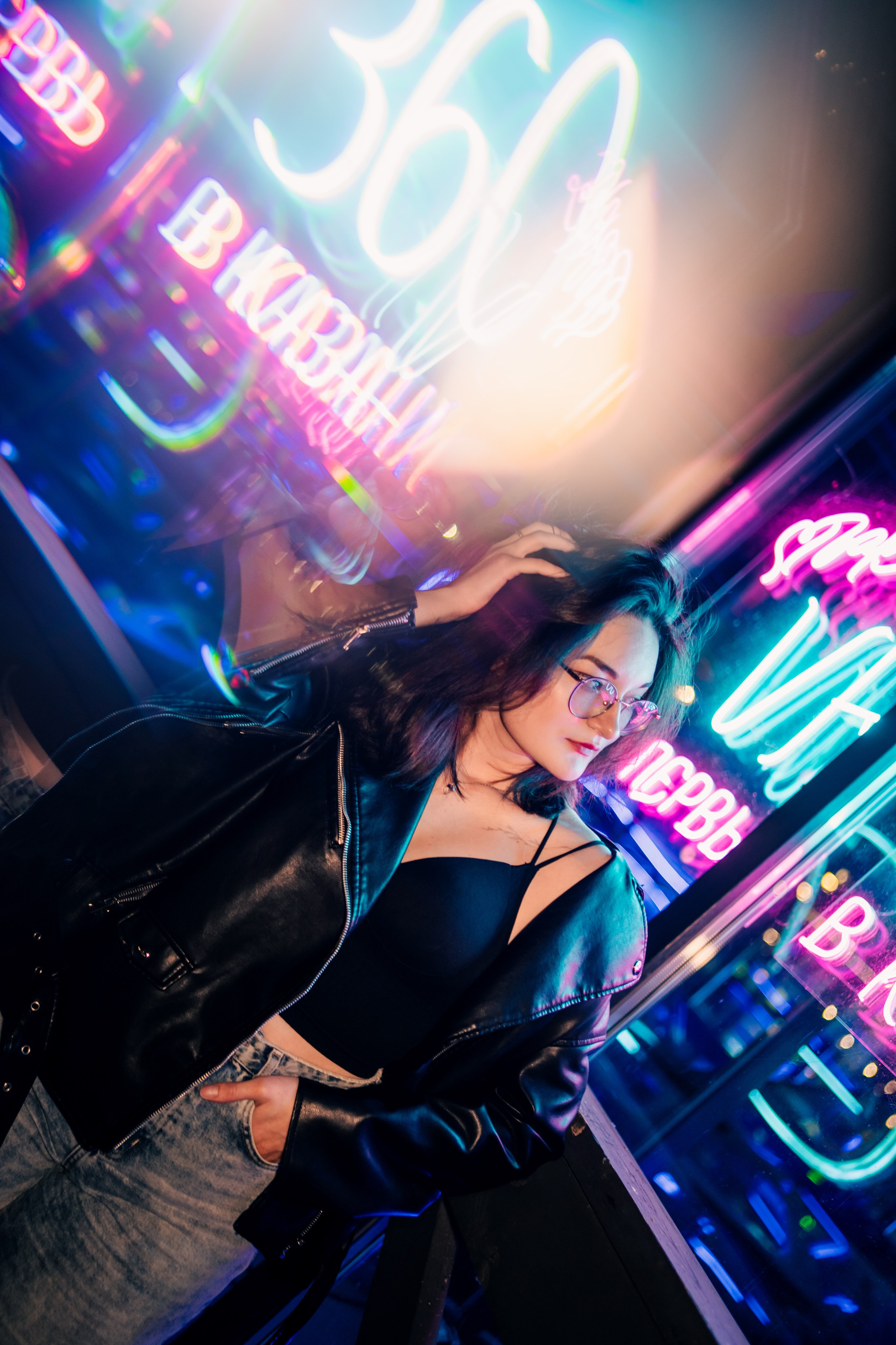 Юля | Палитра неоновых огней. Felixtones