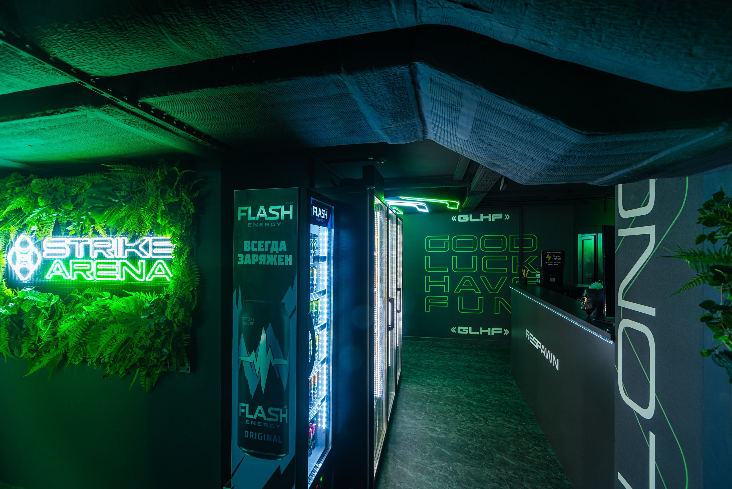 Фотосъемка для компьютерного клуба. Интерьерный и репортажный фотограф в Санкт-Петербурге