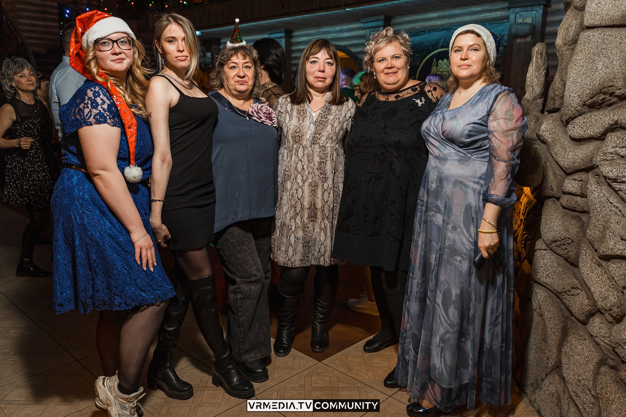 Новогодний вечер у «Петровича»