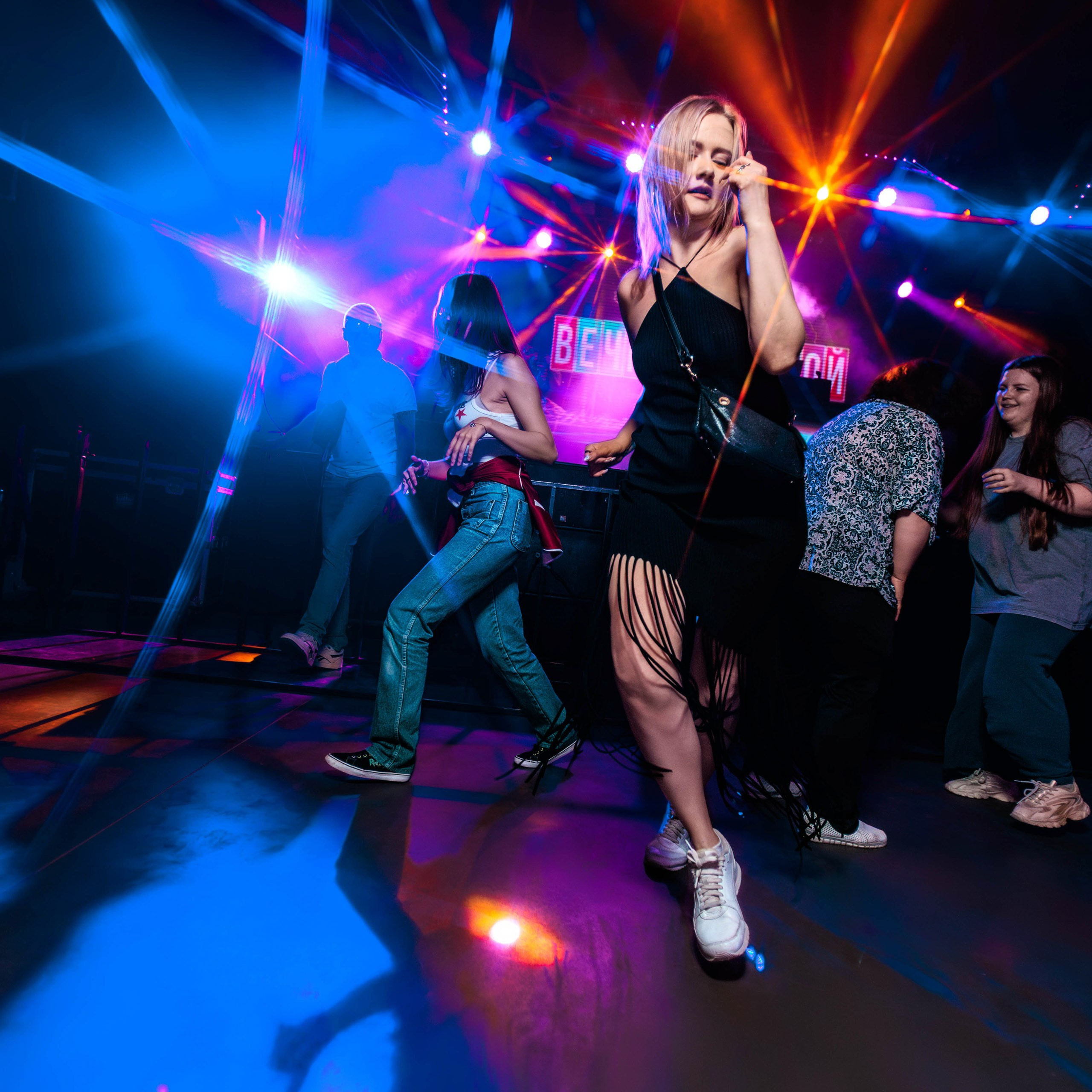 07.06.25 Вечно молодой. Репортажный фотограф Екатеринбург | Яркий, качественный репортаж | Концерты, клубы, репортаж, праздники, корпоративы