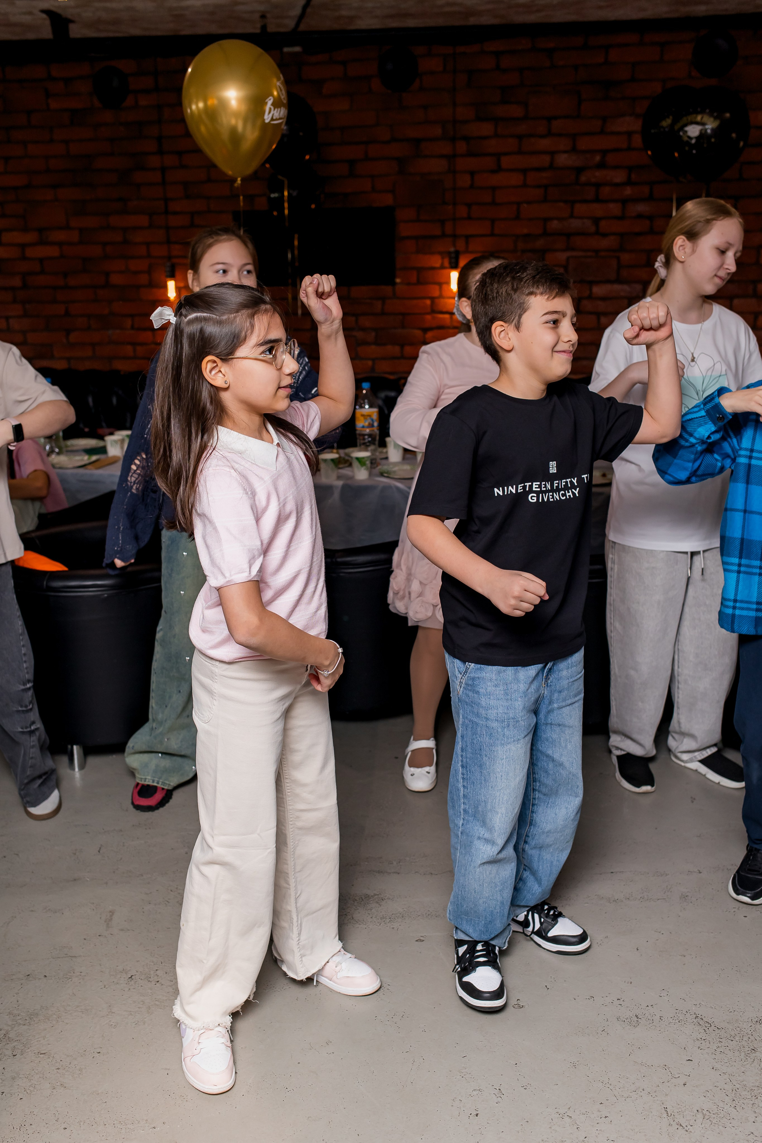 Выпускной 4 класс. Фотограф в Москве Авдеева Мария