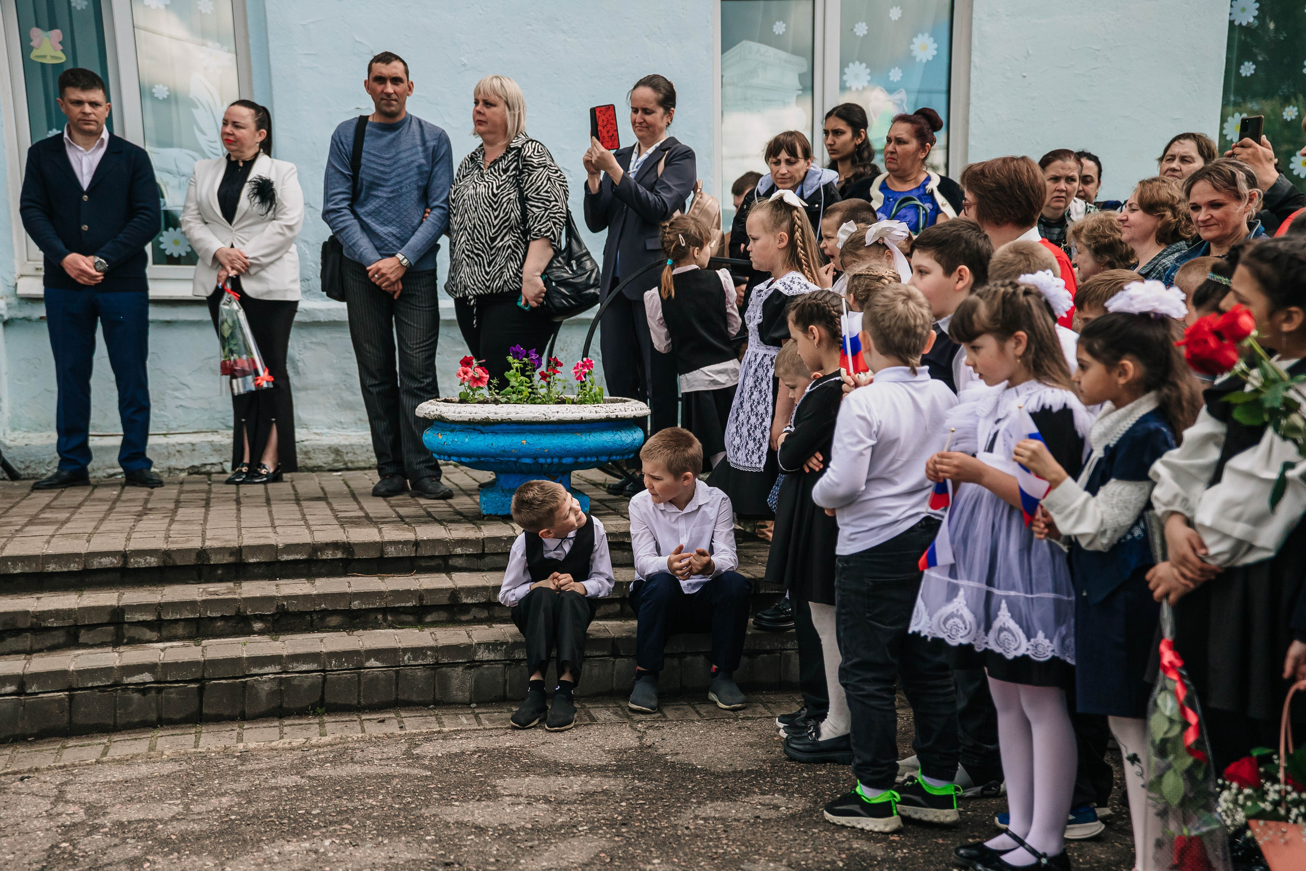 Последний звонок 9А класс МБОУ СОШ № 5 им. В. В. Смирнова, г. Невель. Фотограф Дарья Маташкова