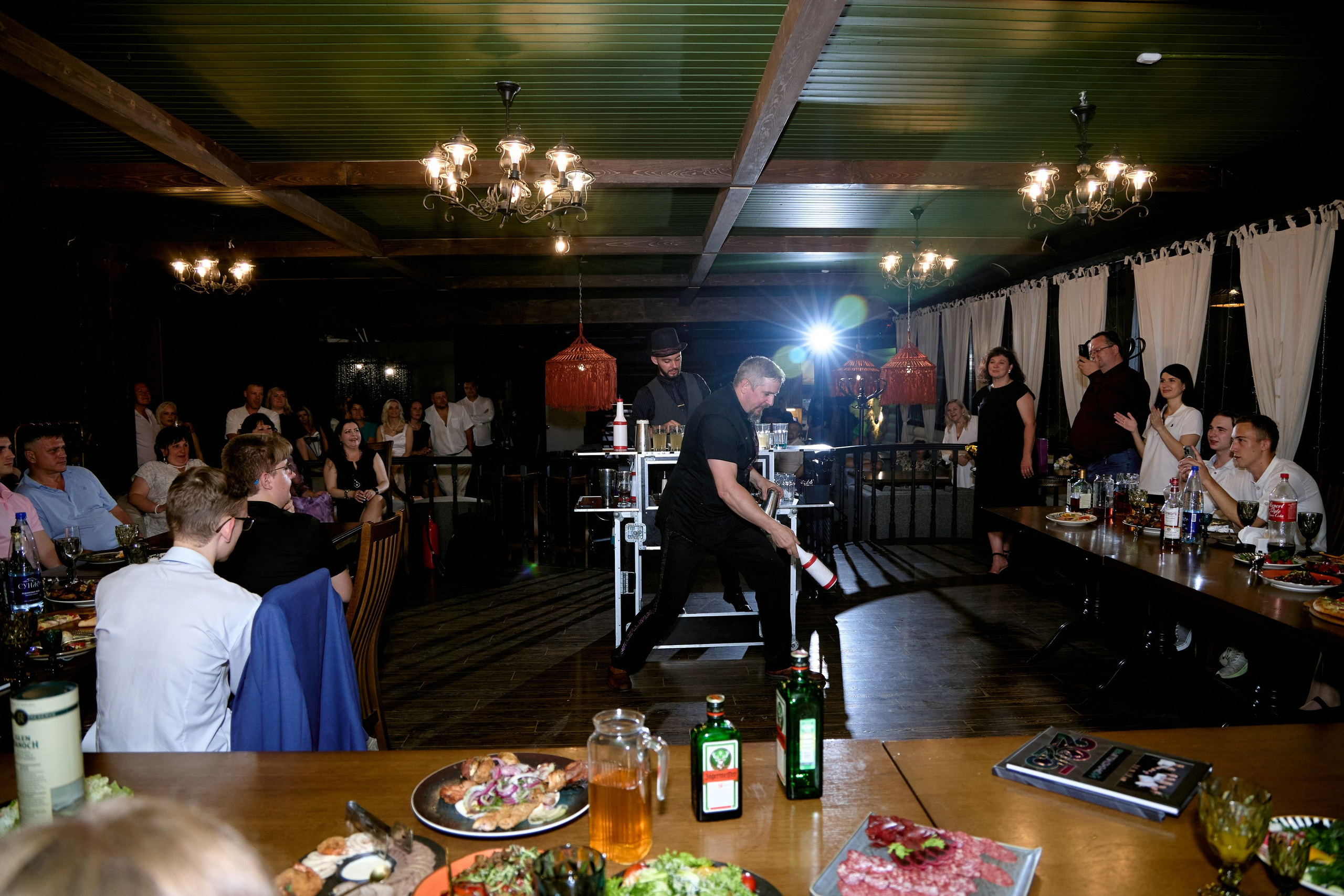 Выпускной 35 Сош. Фотограф Выпускные альбомы Таганрог Сергей Коробченко