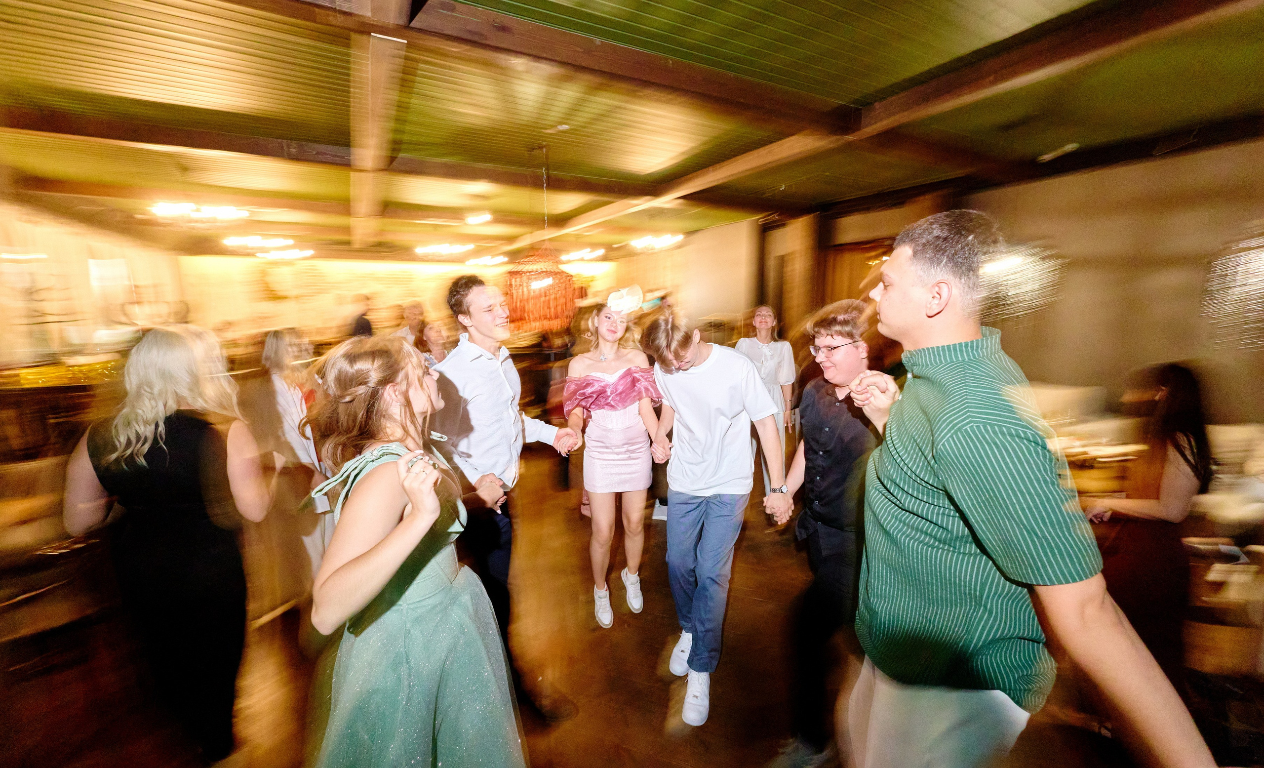 Выпускной 35 Сош. Фотограф Выпускные альбомы Таганрог Сергей Коробченко