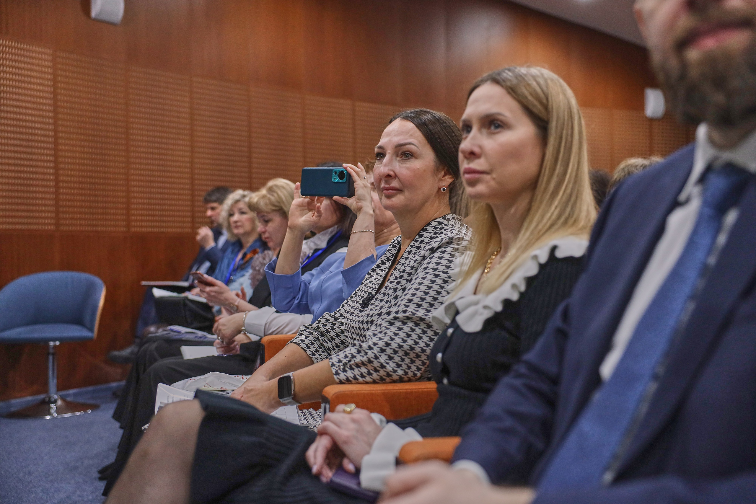 Форум Педагоги Россси'25. Фотограф из Екатеринбурга Тёма Дубовцев