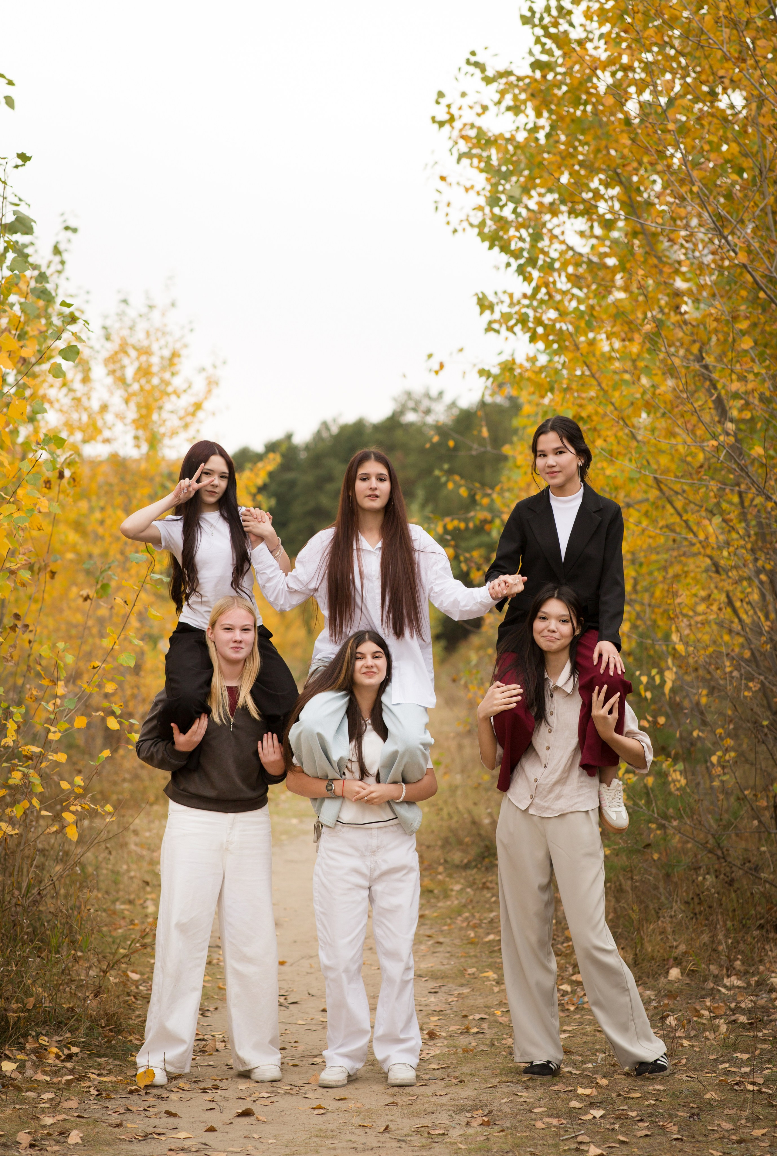 Выпускники 9 и 11 классов. Фотограф в г. Сургуте Марина Киприна