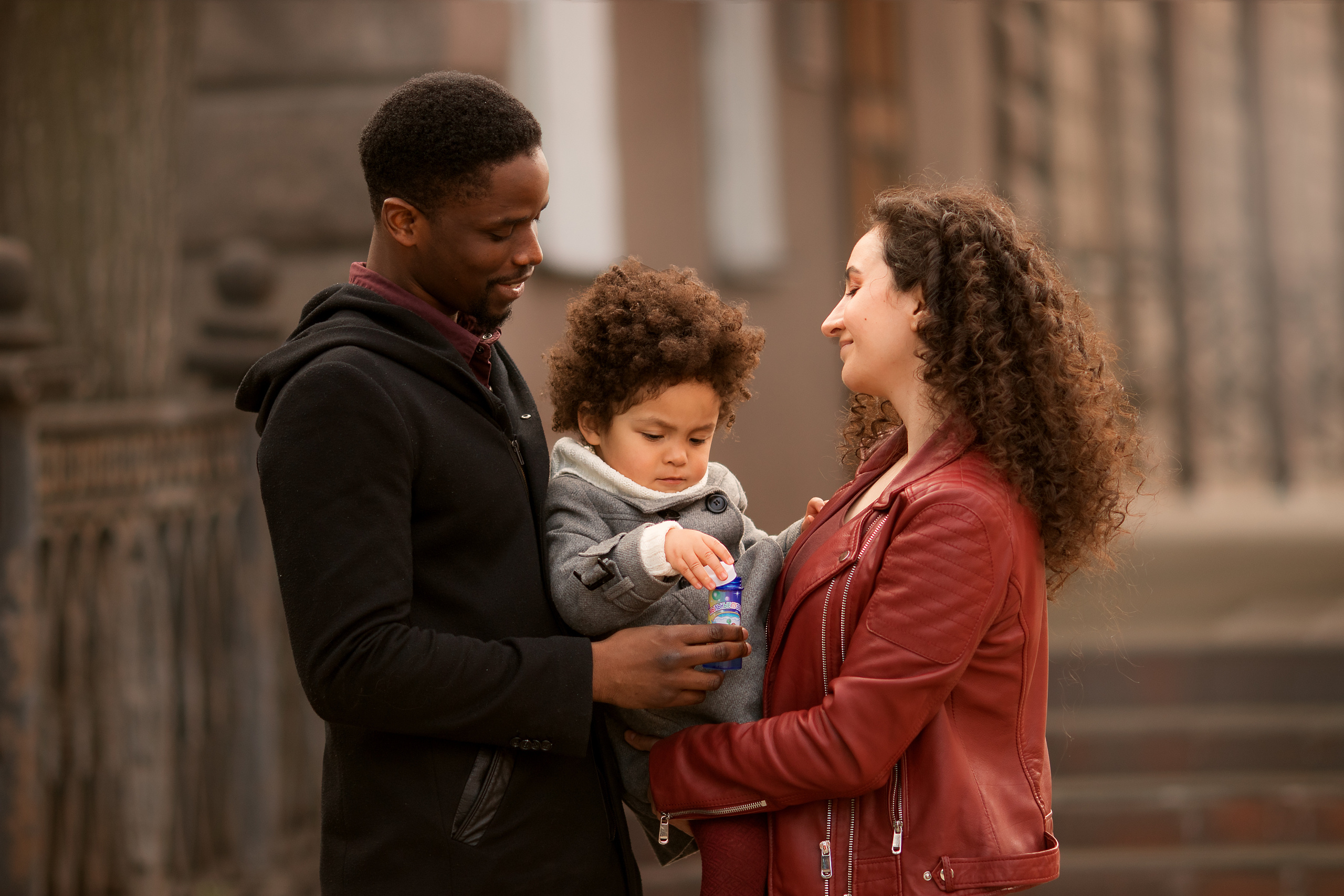Семейная прогулка в городе. Семейный и детский фотограф в Ярославле Абрамов Артём