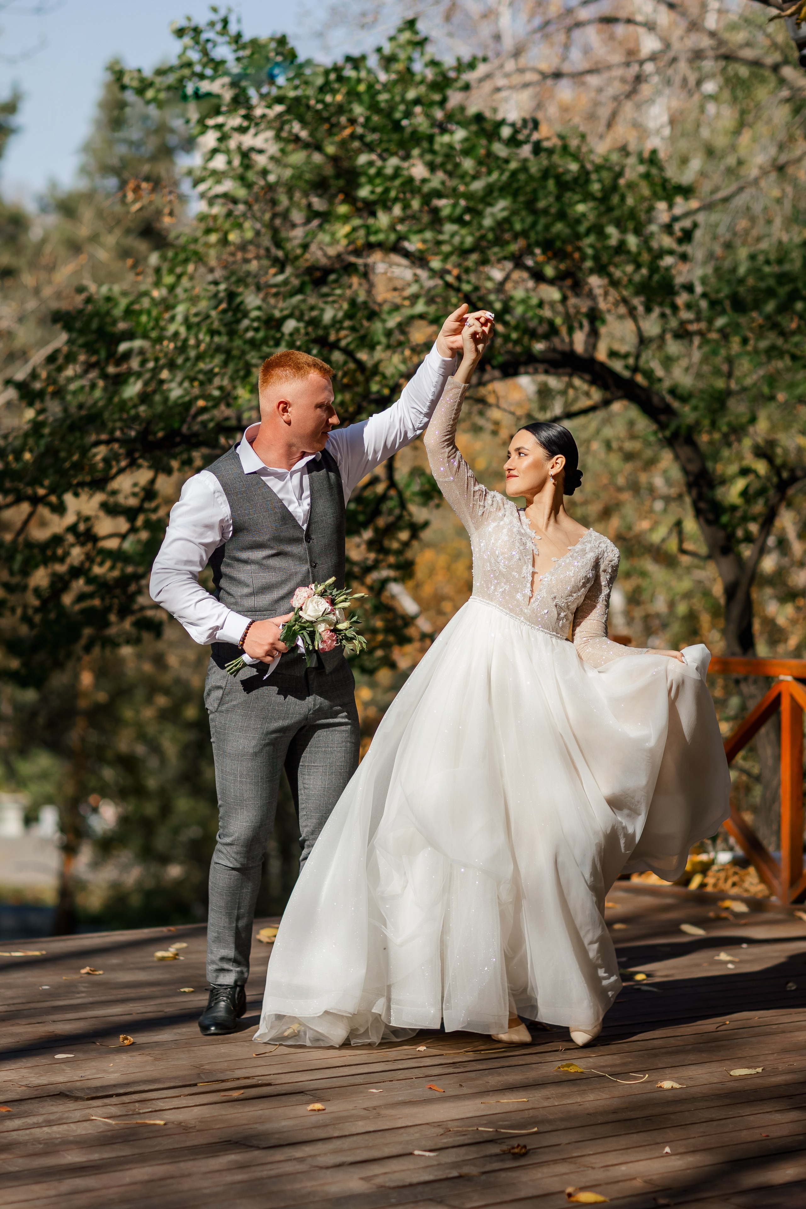 Степан и Алина. Красивая осенняя прогулка. Свадебный фотограф в Хабаровске