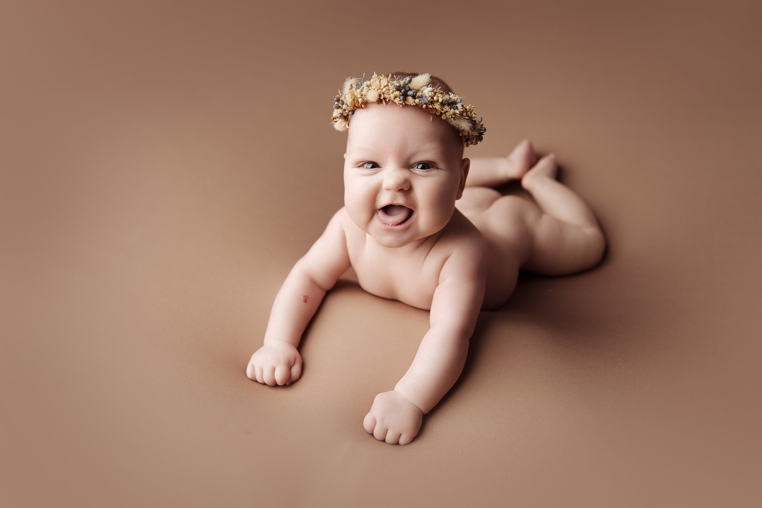 Малыши 3 мес +. Детский фотограф новорожденных Москва. годики под ключ. своя студия