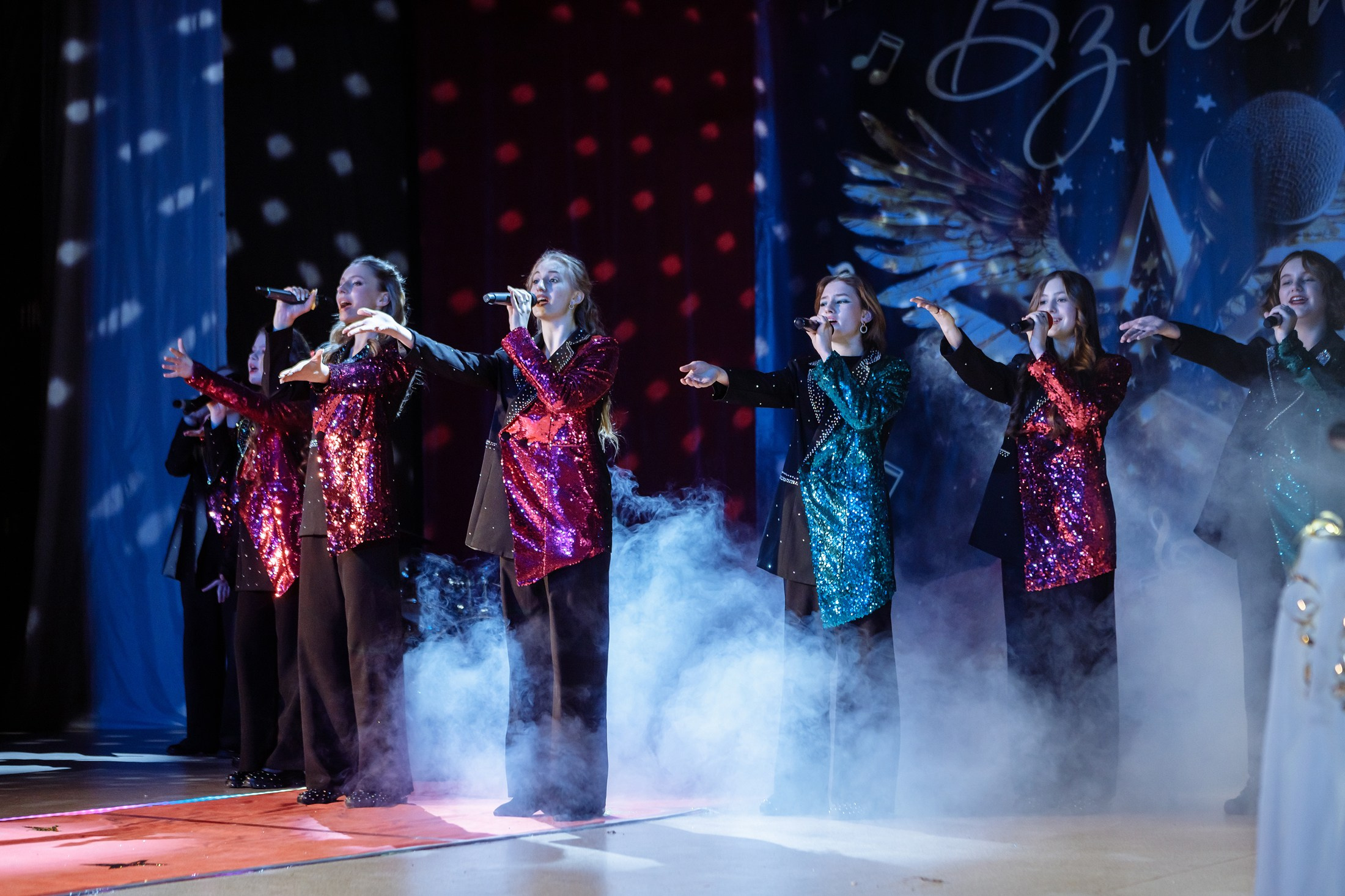 Музыкальная премия «Взлет». Фотографы в городе Волгограде — Людмила Агеева и Алексей Околелов