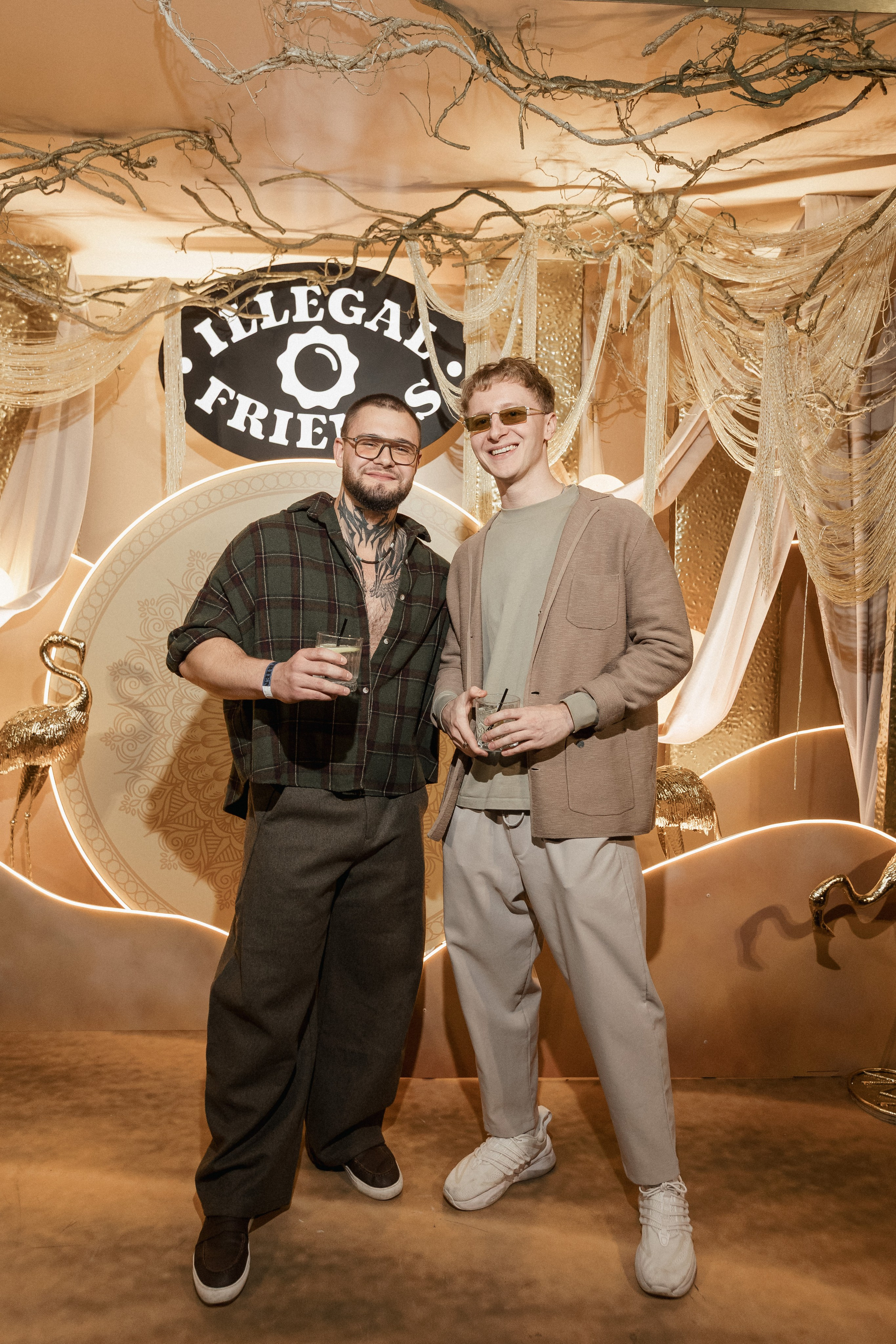 ILLEGAL FRIENDS — MIRAGE [PART I]. СВОИ. ФОТООТЧЕТЫ-СОБЫТИЯ-МЕСТА