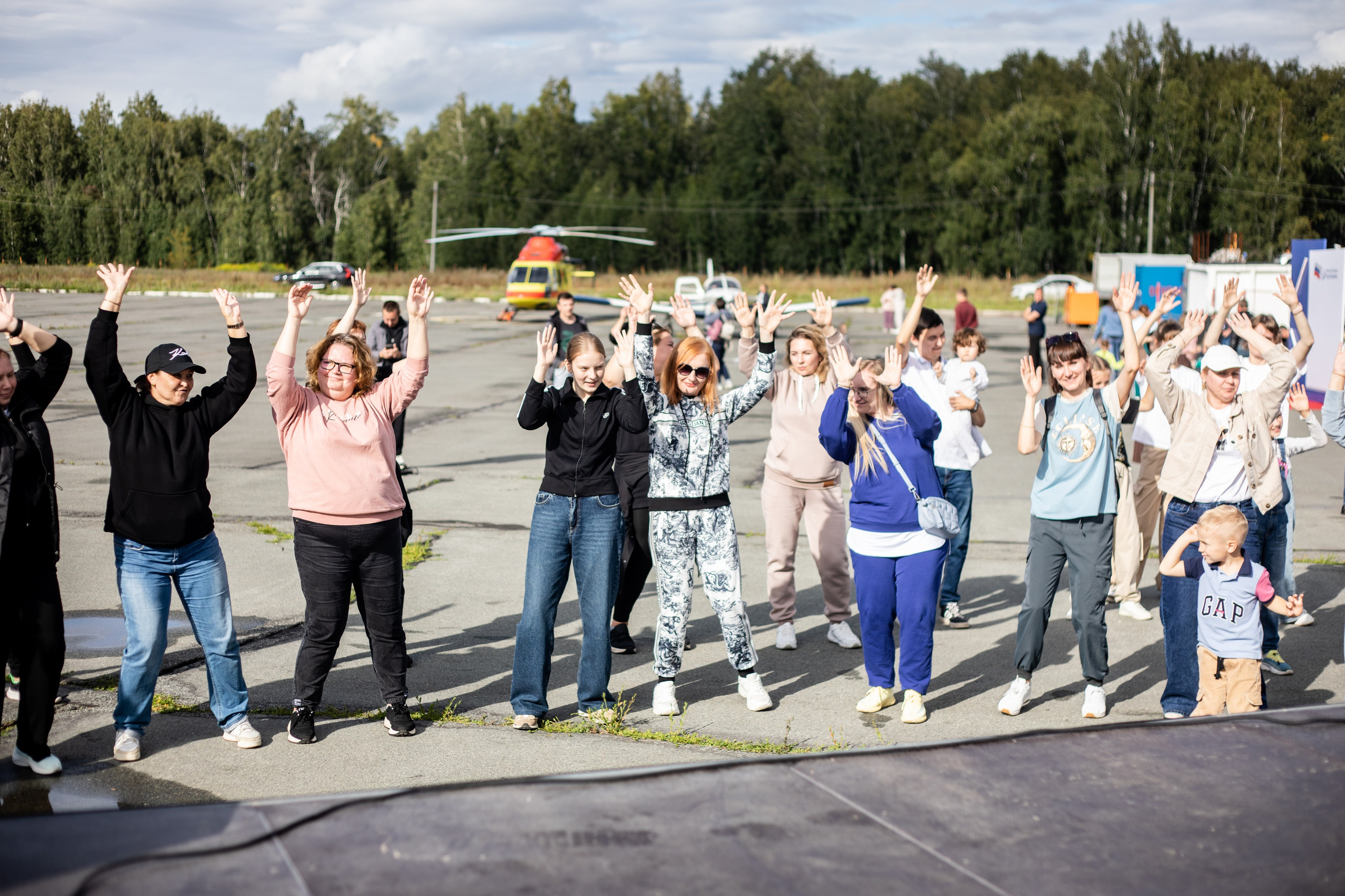 УЗСТ- Корпоративный тимбилдинг на аэродроме. Репортажный и свадебный фотограф в Челябинске Елисеев Павел