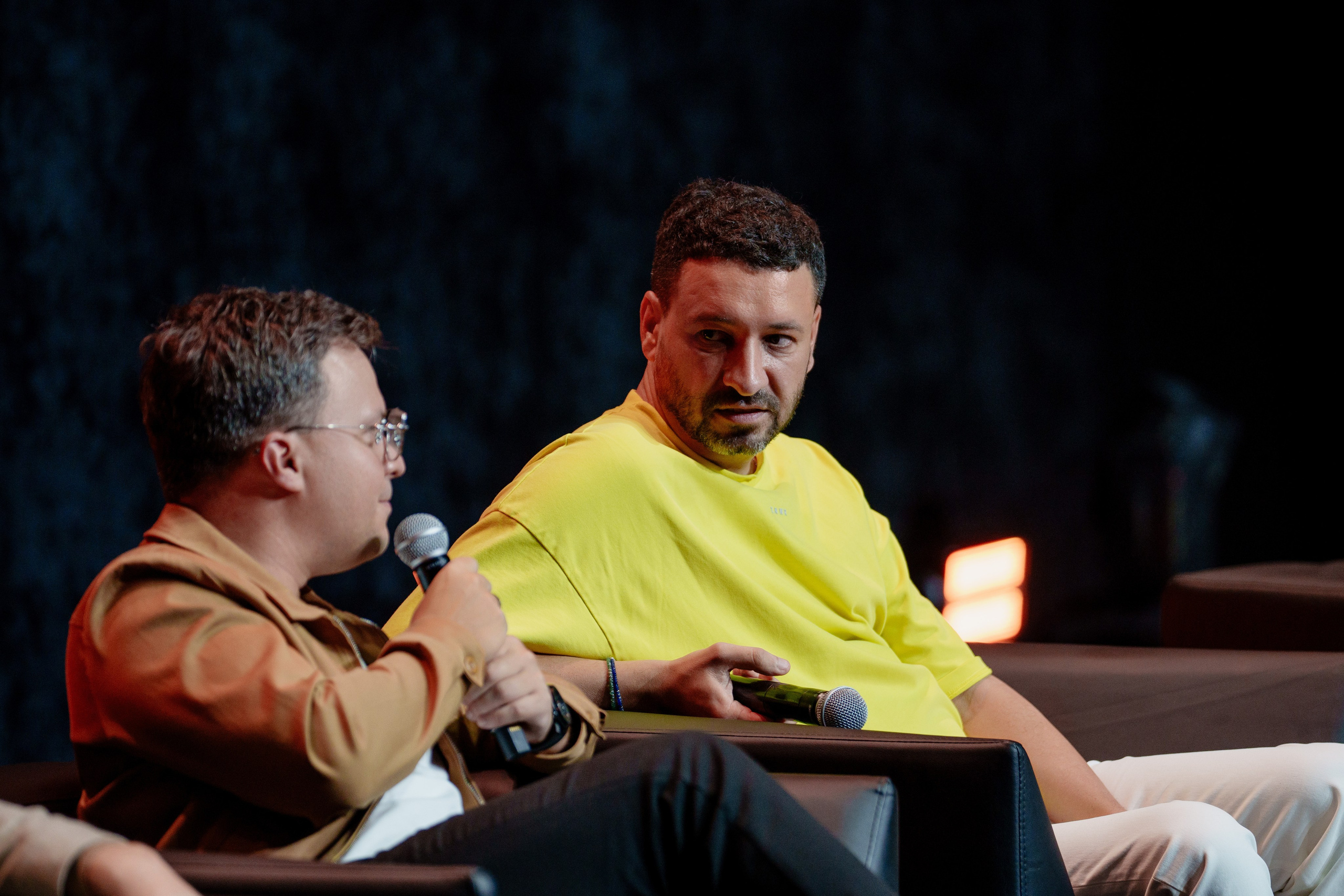 Фотограф на самую большую бизнес конференцию в России. Репортажный фотограф Москва Сергей Дружинин