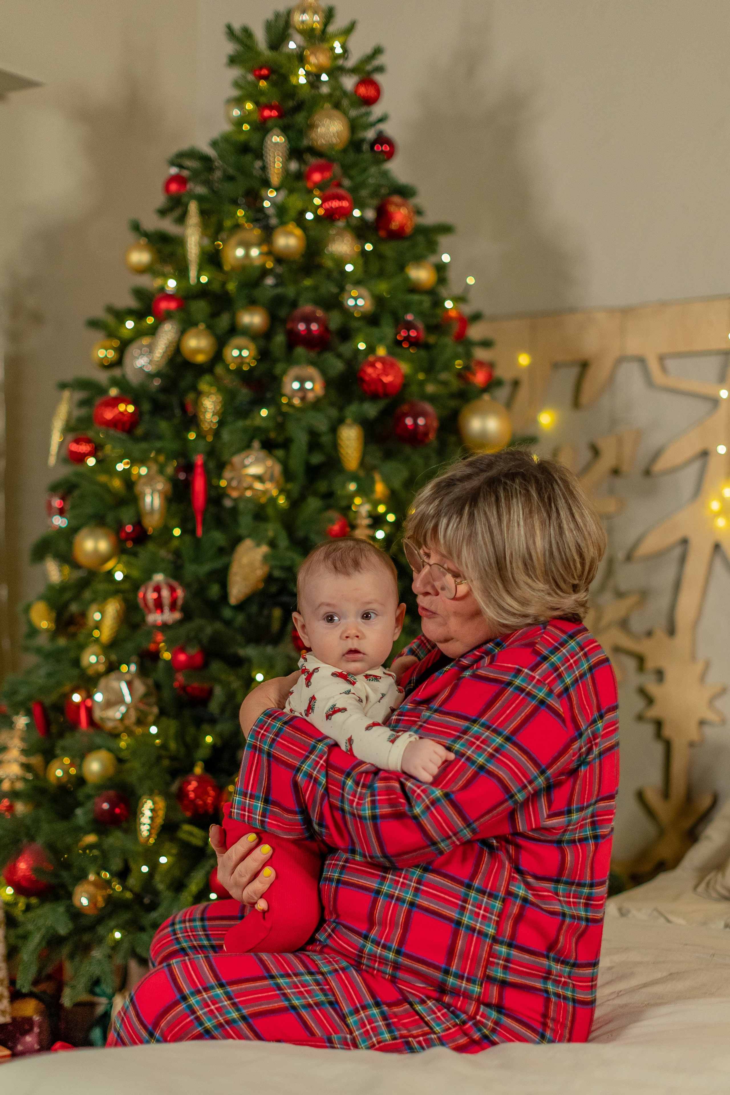 Фотосессии в Famous студии зал Оскар. Фото и видео Москва. Свадебный фотограф, видеограф, фотосессии, видеосъемка