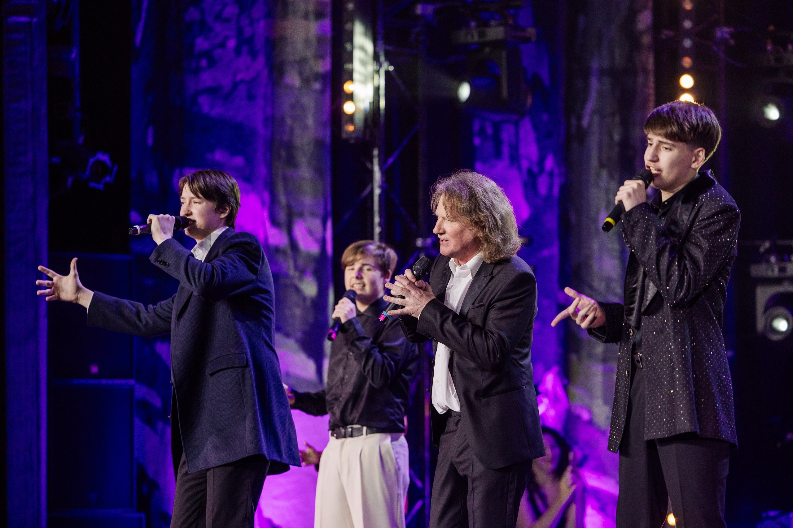 Гала-концерт Фестиваля «МИР» 2025. Александр Ченченко ака Саша Че. Свадебный и репортажный фотограф. Москва