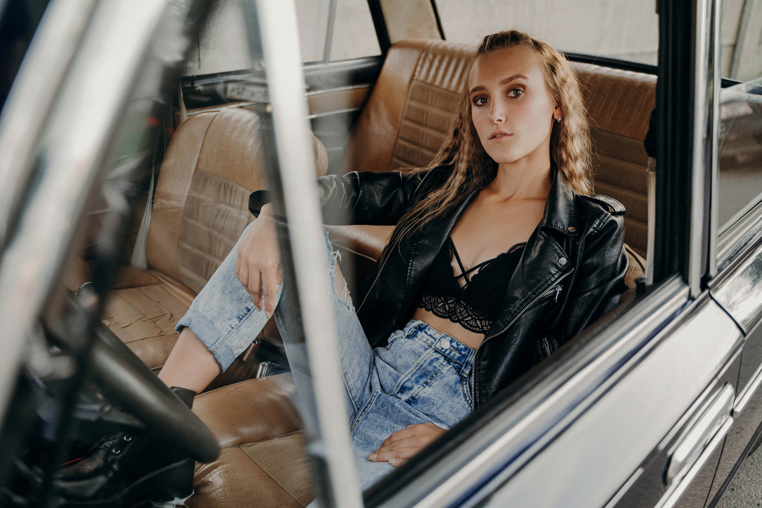 В машине. Андрей Варсан. Фотограф в Красноярске