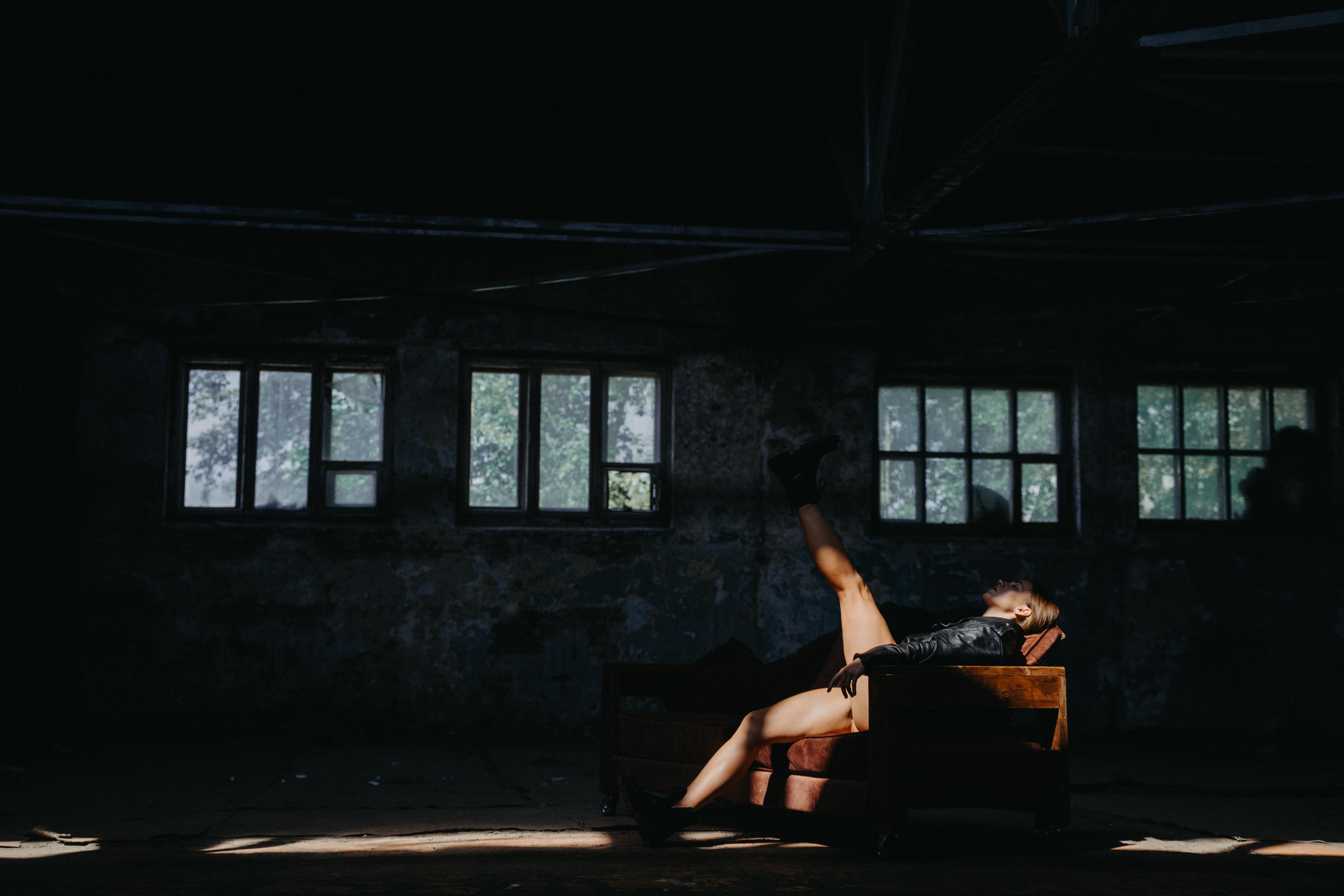 В чердачном помещении. Андрей Варсан. Фотограф в Красноярске