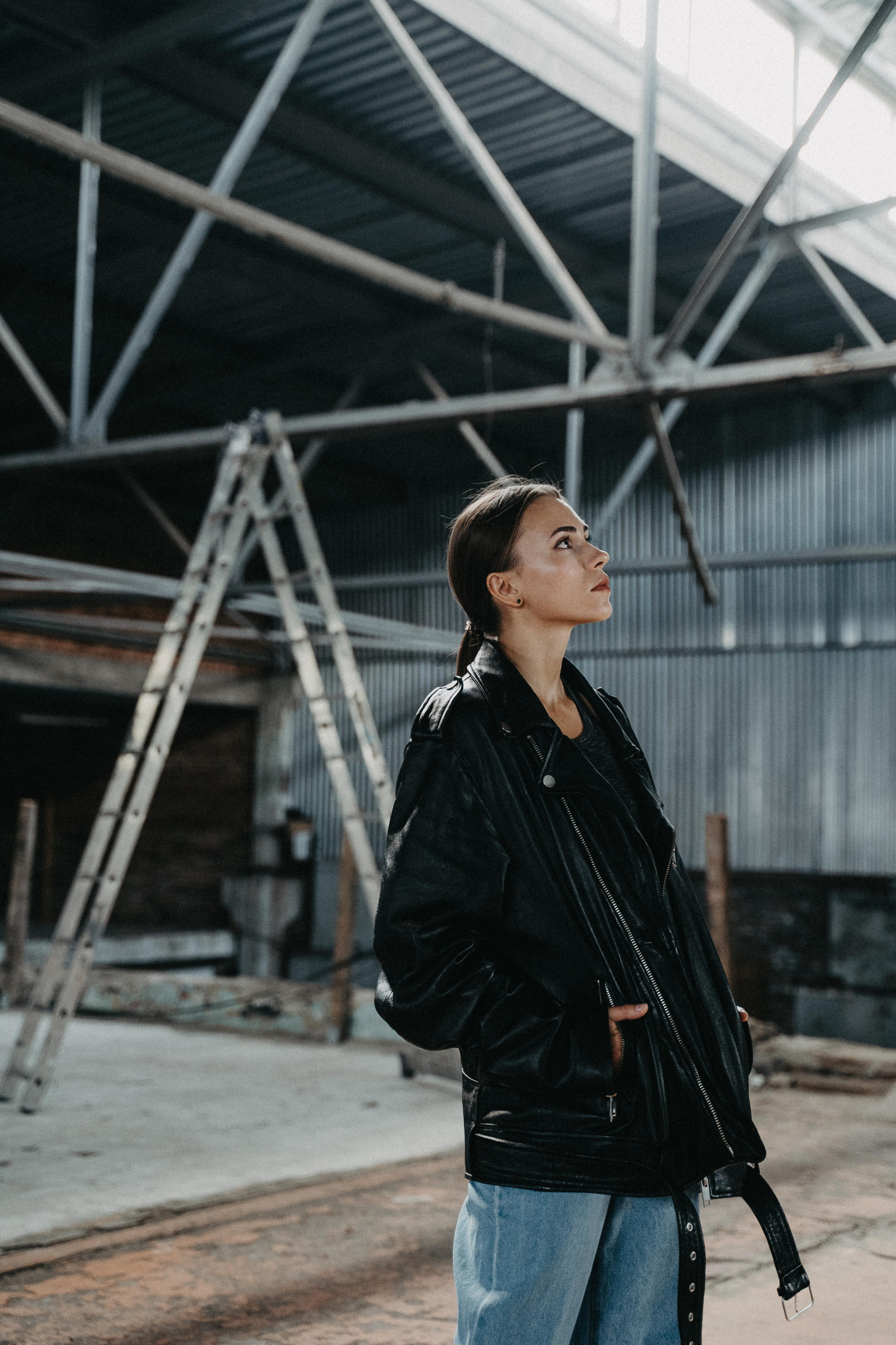 В чердачном помещении. Андрей Варсан. Фотограф в Красноярске