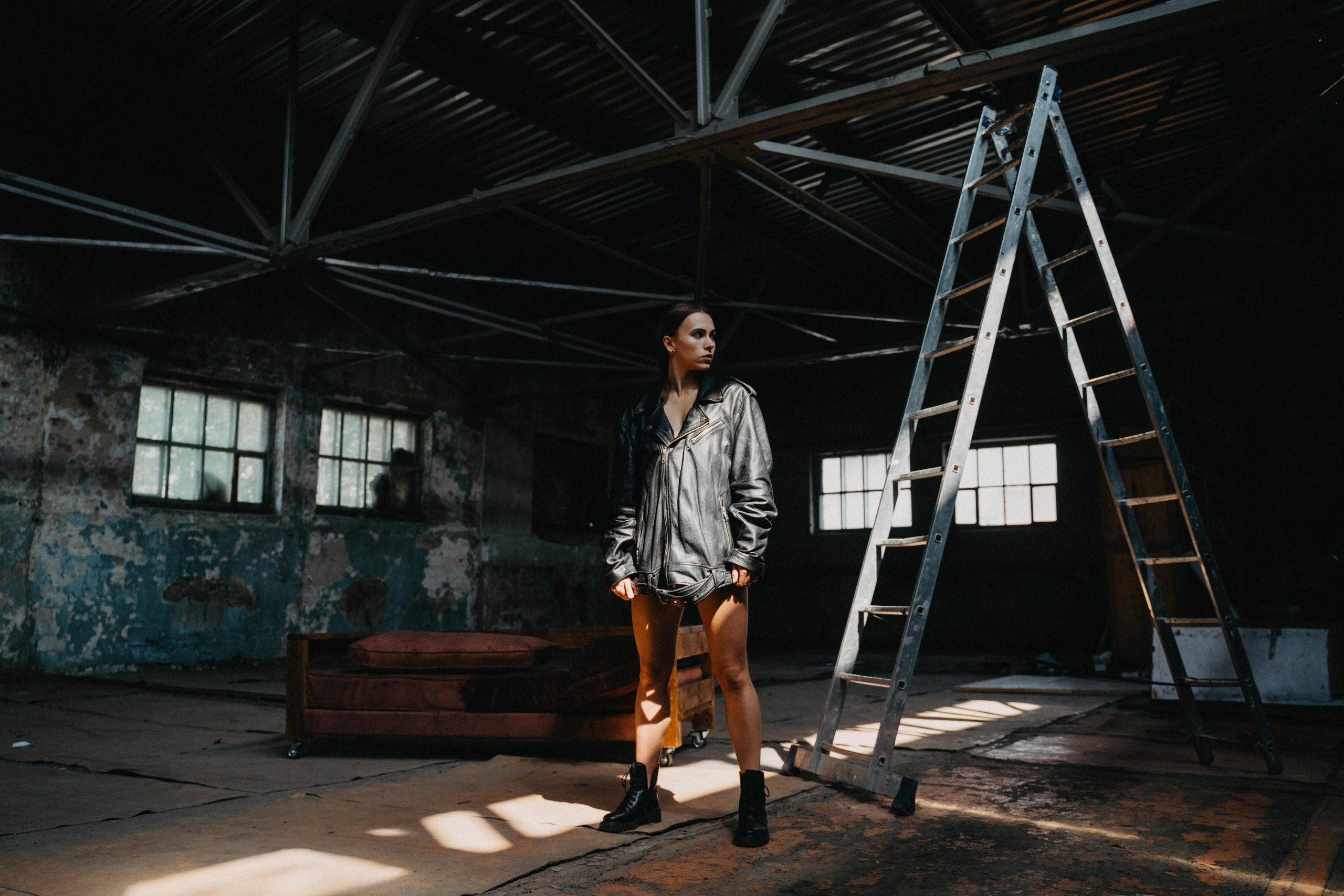 В чердачном помещении. Андрей Варсан. Фотограф в Красноярске