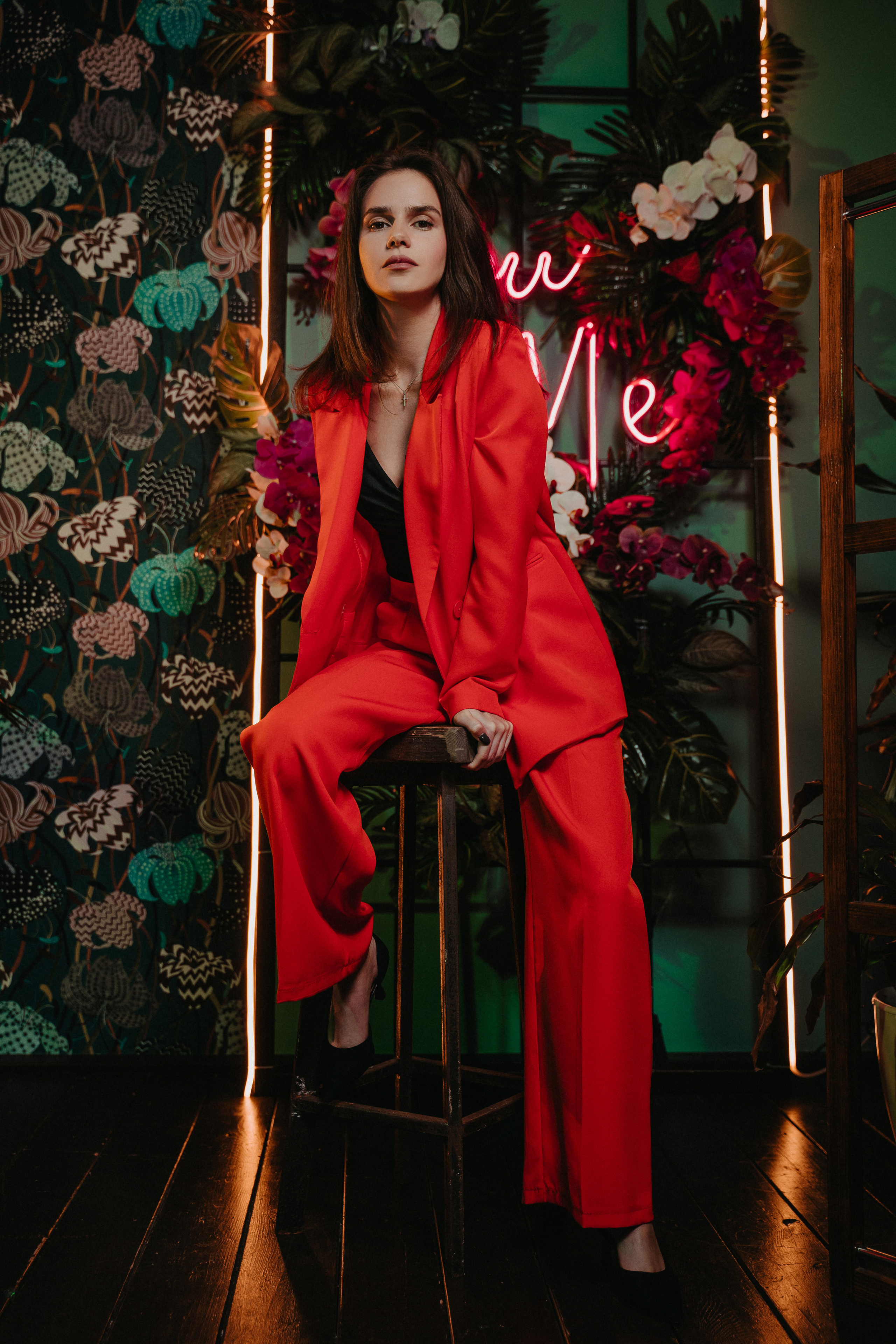 В неоне. Андрей Варсан. Фотограф в Красноярске