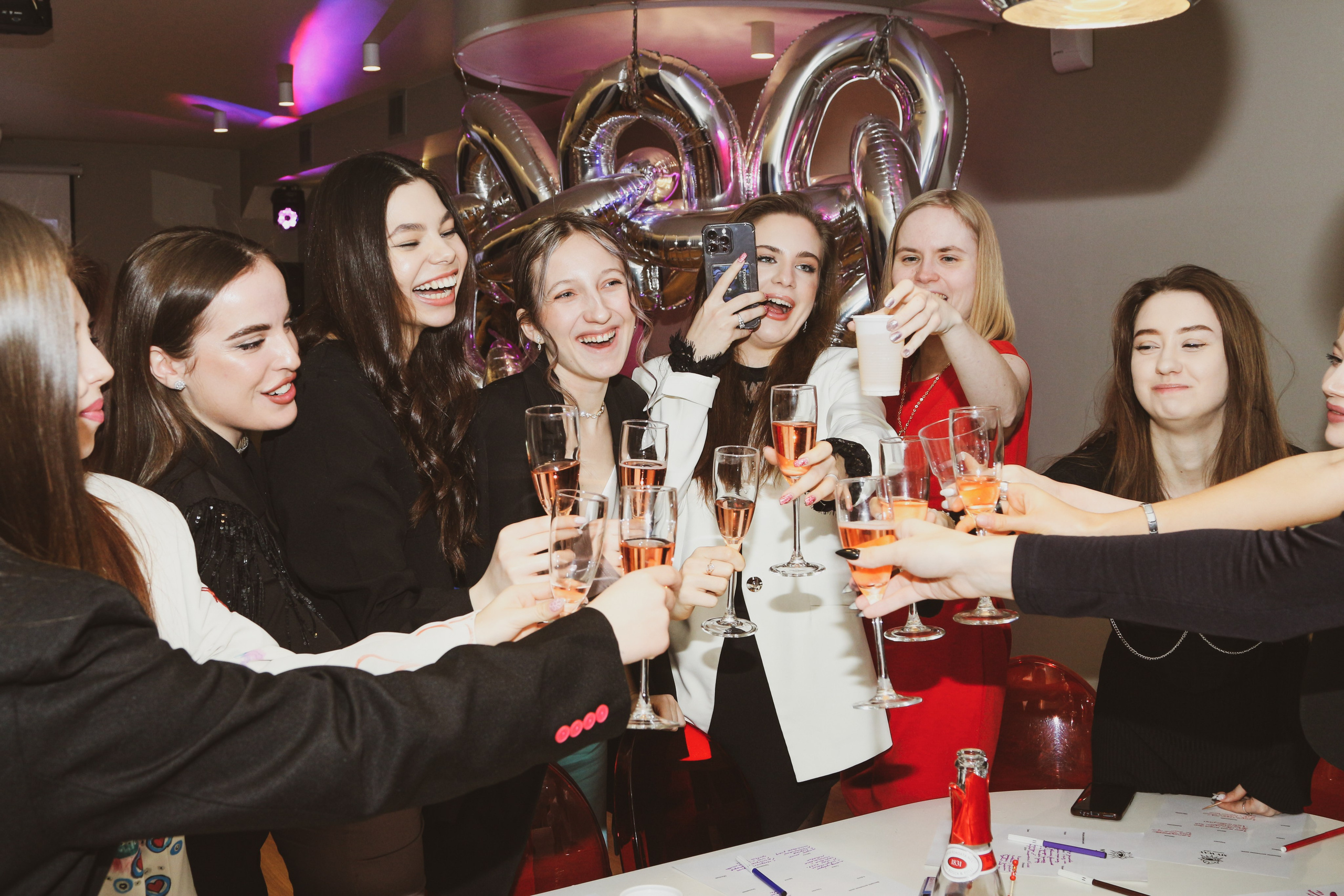 Студия пятница. Алиса Томшина — Фотограф / Видеограф