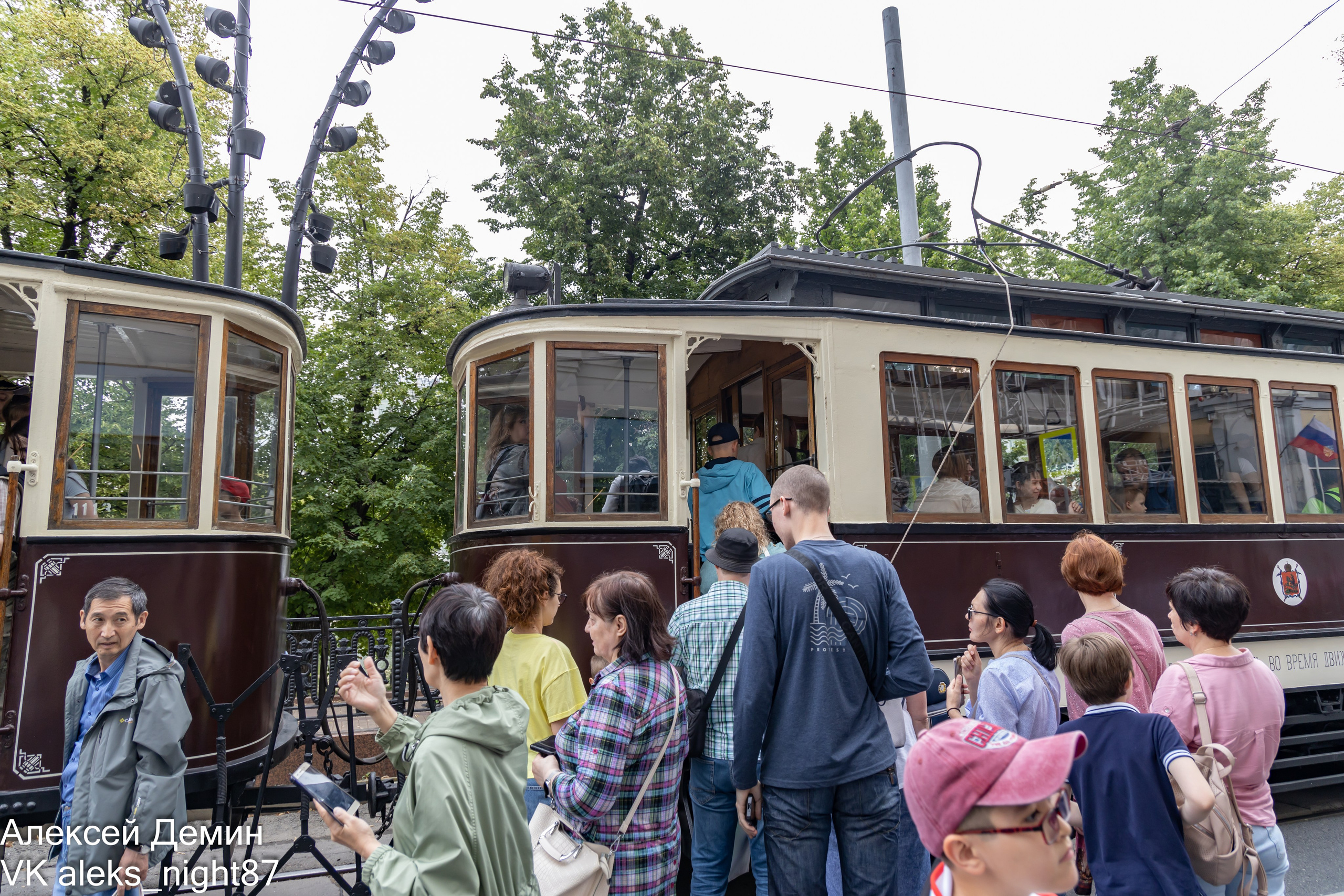 Ретро парад трамваем Москва 2023. Репортажный, семейный и студийный фотограф в Москве Демин Алексей