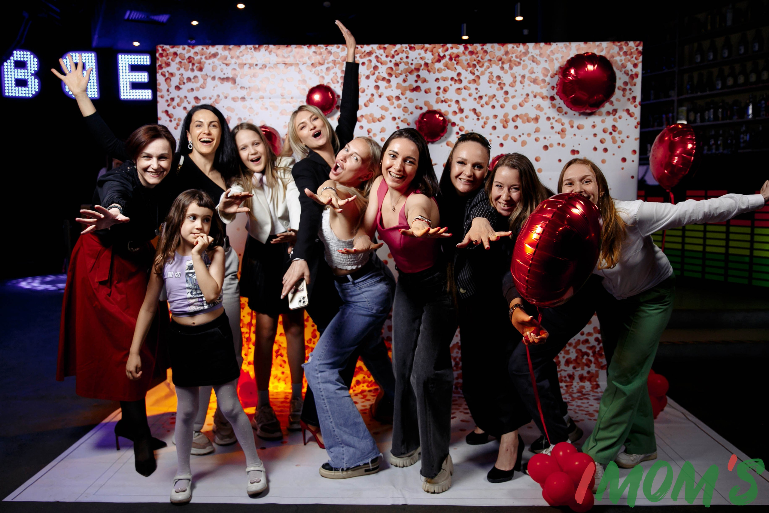 Квиз «Аймомс». Ваш репортажный фотограф Артемий Антонов