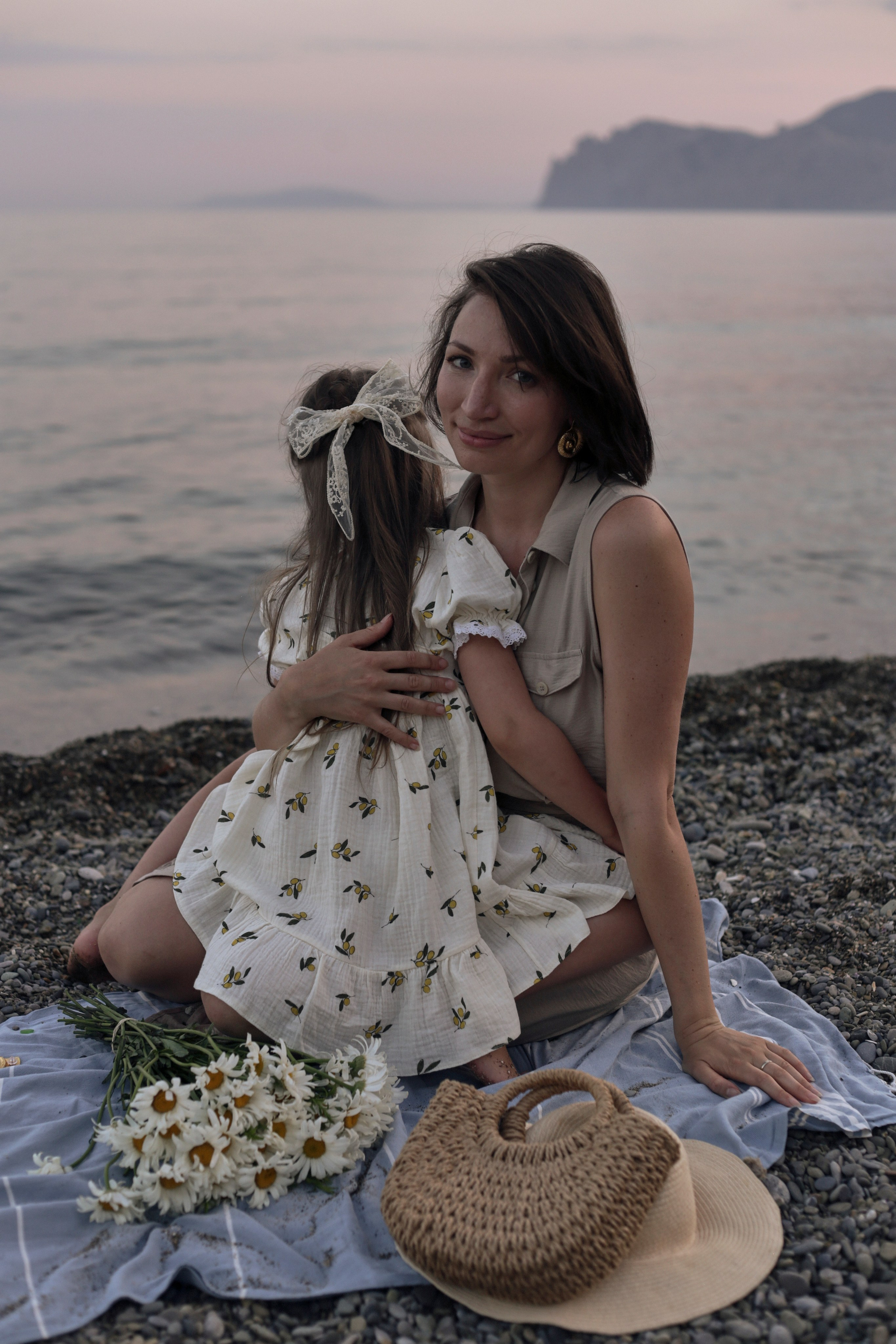 Прогулка в Орджоникидзе | Лиза и Поля. Семейный фотограф в Феодосии и по Крыму Брежнева Алла