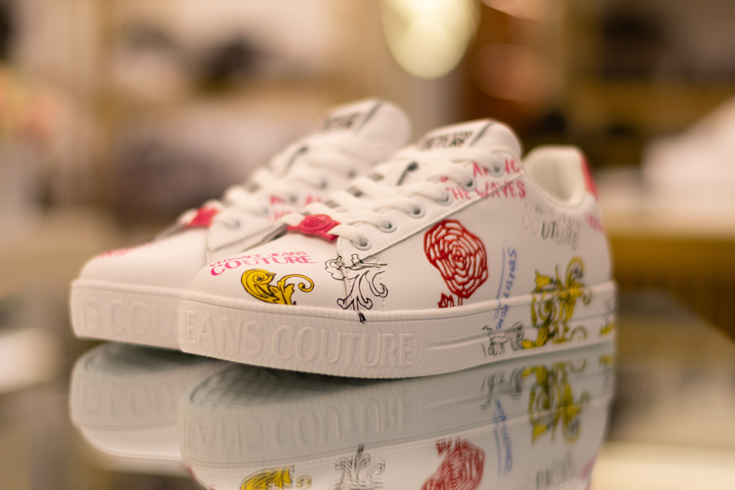 Для организаций. Предметная фотосессия для обувного магазина Capsula. Фотограф/видеограф Богдан Голованов