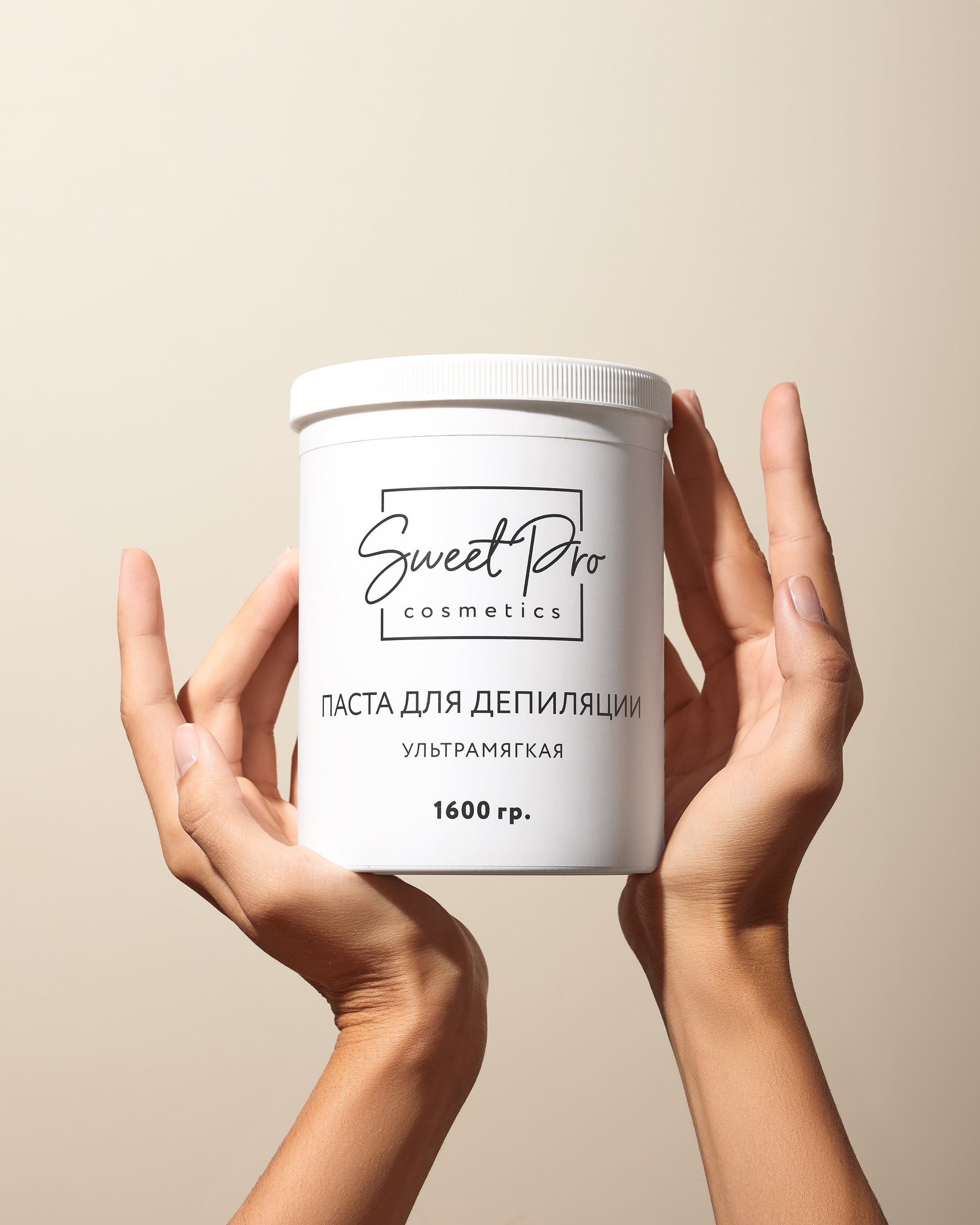 Предметная съемка товаров в руках Ростов-на-Дону. Предметный и бизнес фотограф в Ростове-на-Дону Александра Степанова