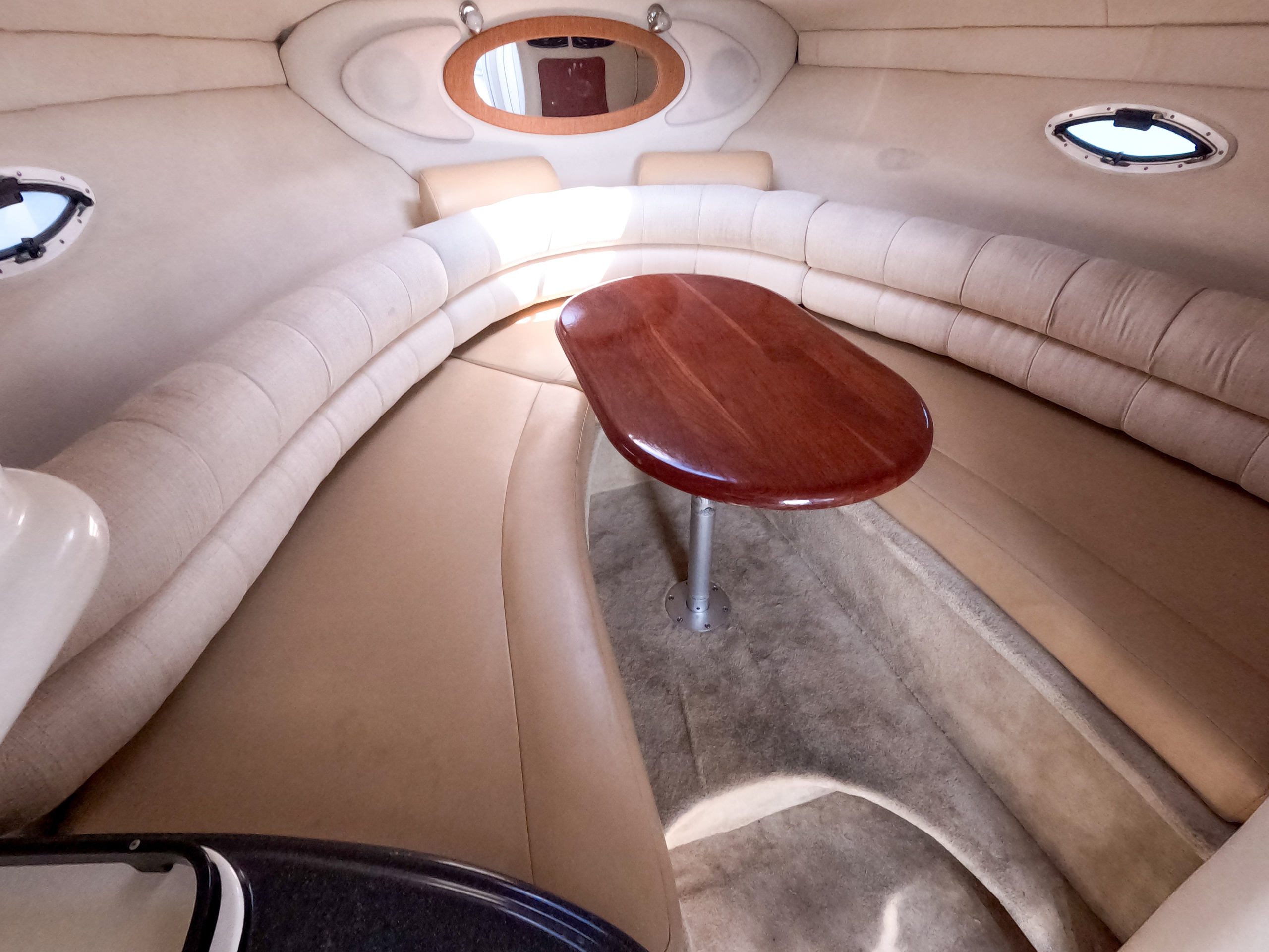 Катер Грейс Аренда Яхты в Сочи Яхтанаморе YACHTANAMORE