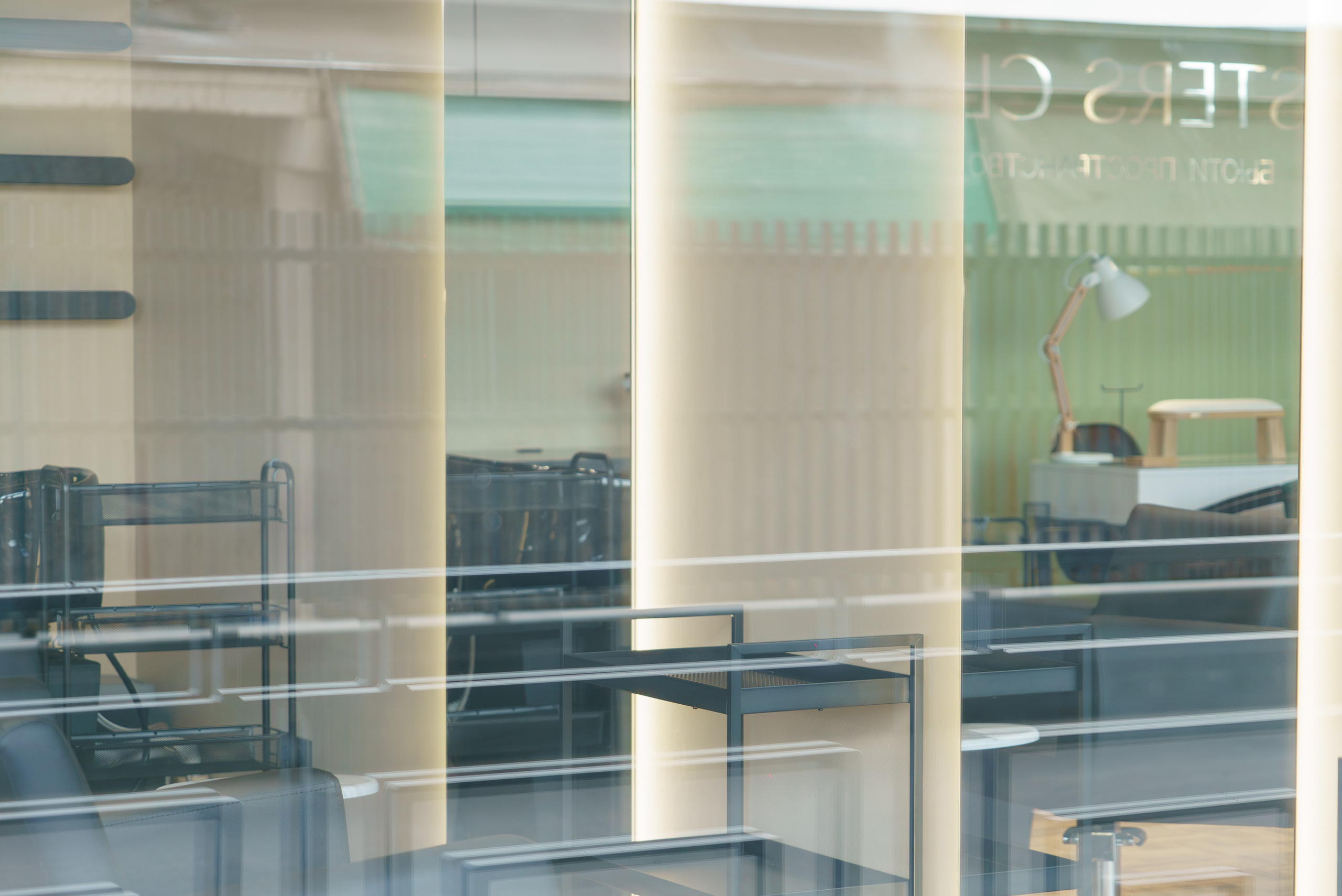 Профессиональная интерьерная фото и видео съемка студий красоты Яркая интерьерная фотосъемка для бьюти-коворкинга и студий. Шедевры для Вас! Фотограф и Видеограф в Краснодаре Пахиев Руслан