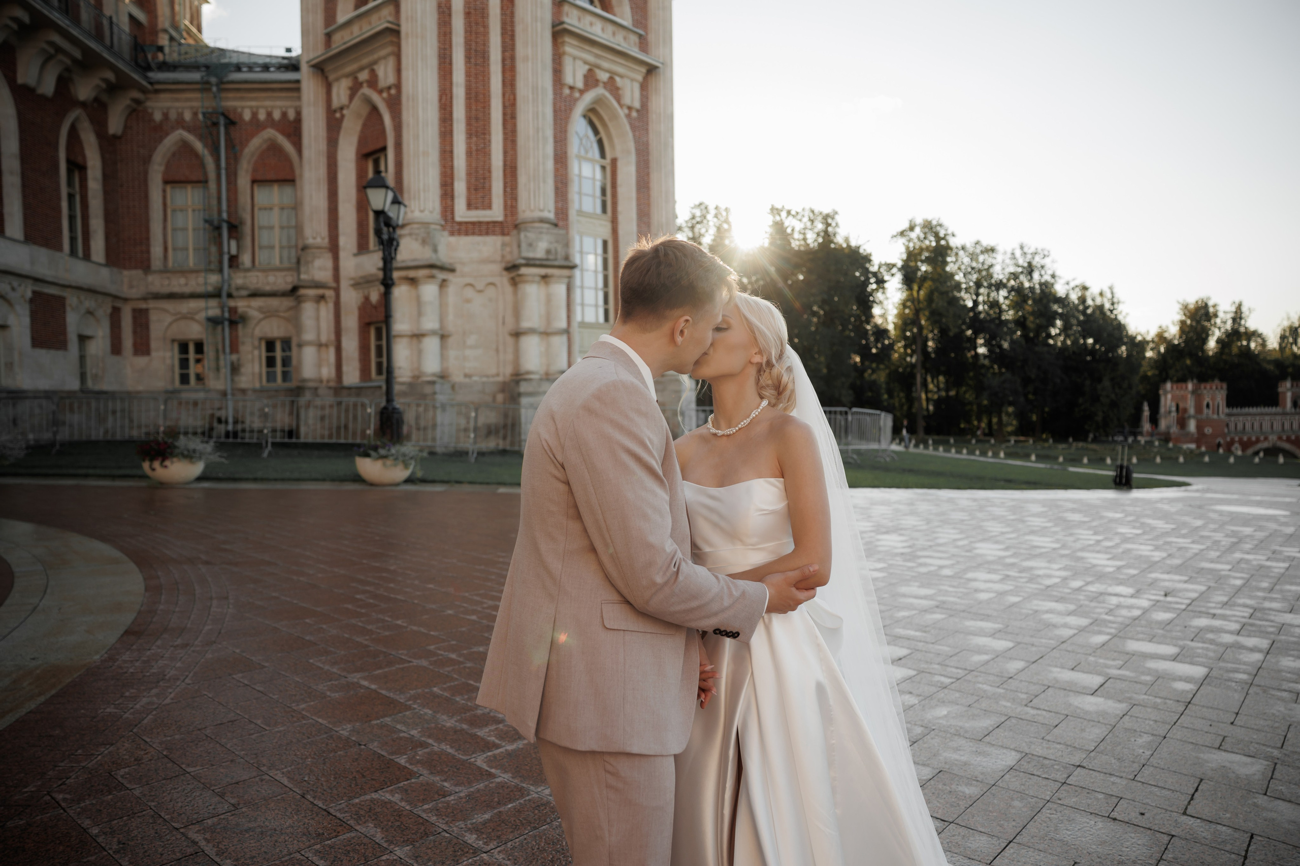 Отель «Милан», Шипиловский ЗАГС, прогулка в парке Царицыно. Свадебный и репортажный фотограф (Москва, Королев и другие)