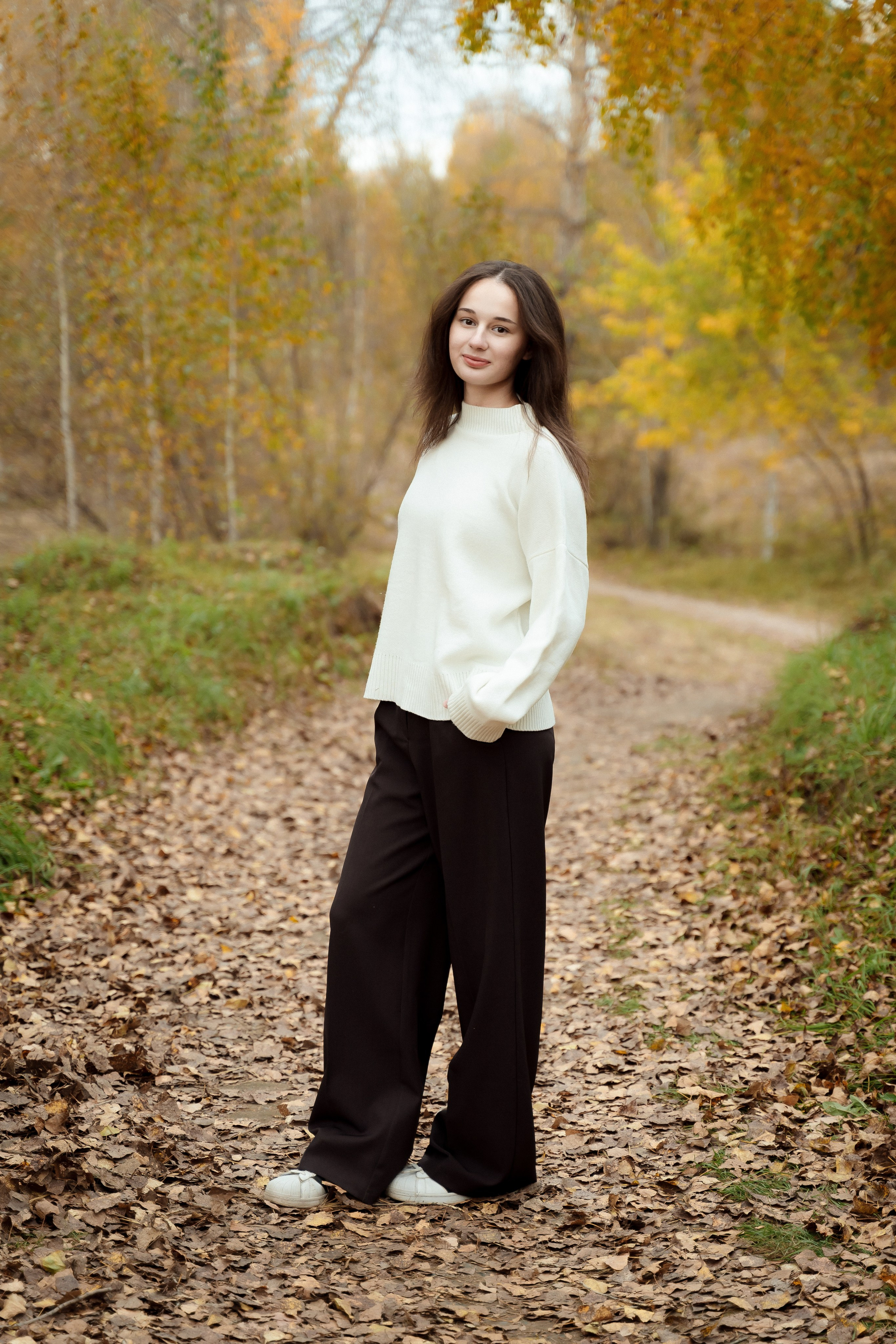 Фотосессия осенью в парке. 11 класс. Фотограф Ким Наталья в Красноярске