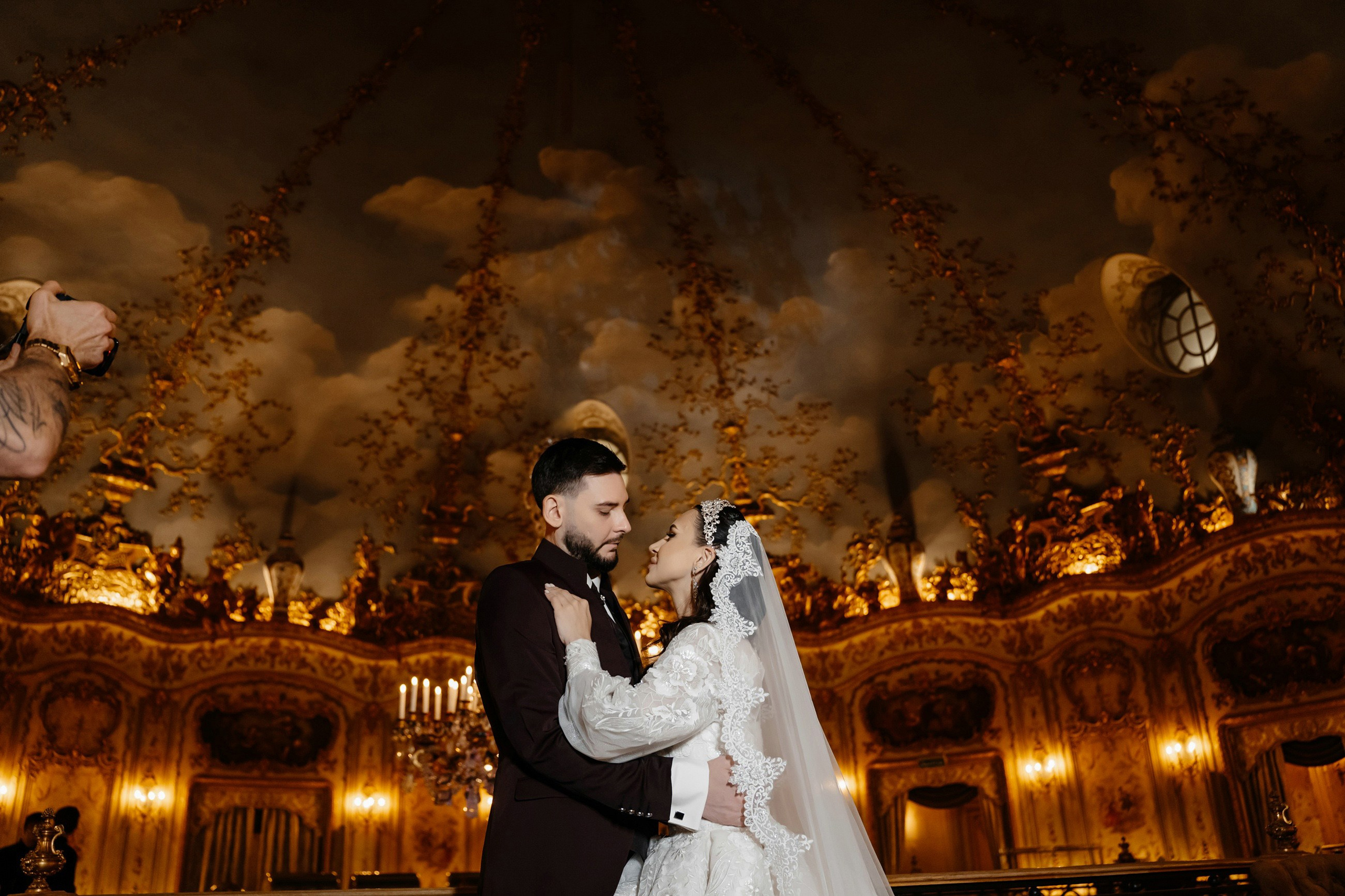 Свадебная фотосессия в ресторане Турандот. Свадебный и семейный фотограф в Москве Светлана Зоткина