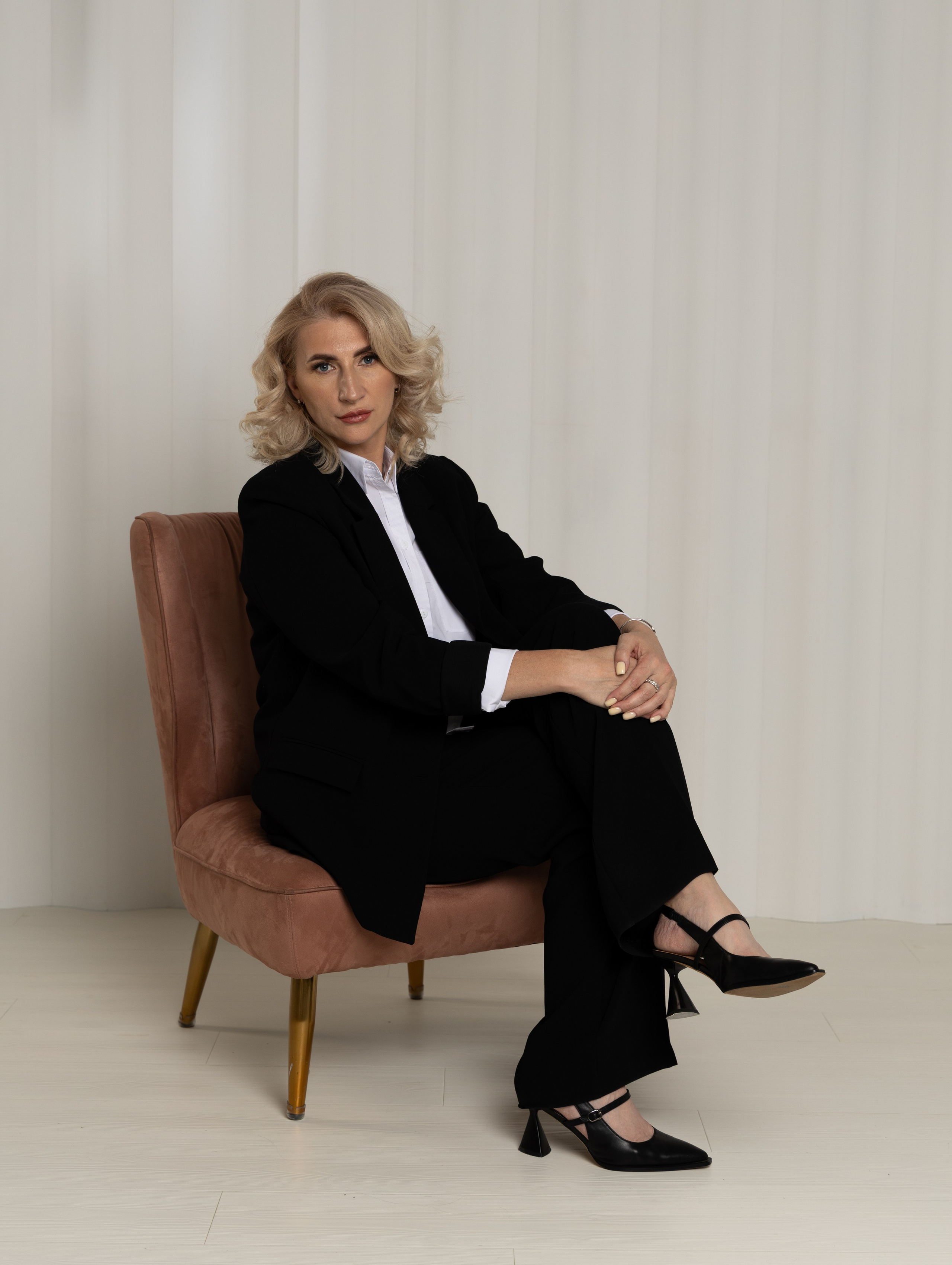 Бизнес портрет + индивидуальная съемка. Фотограф в Новосибирске Анна Полторацкая