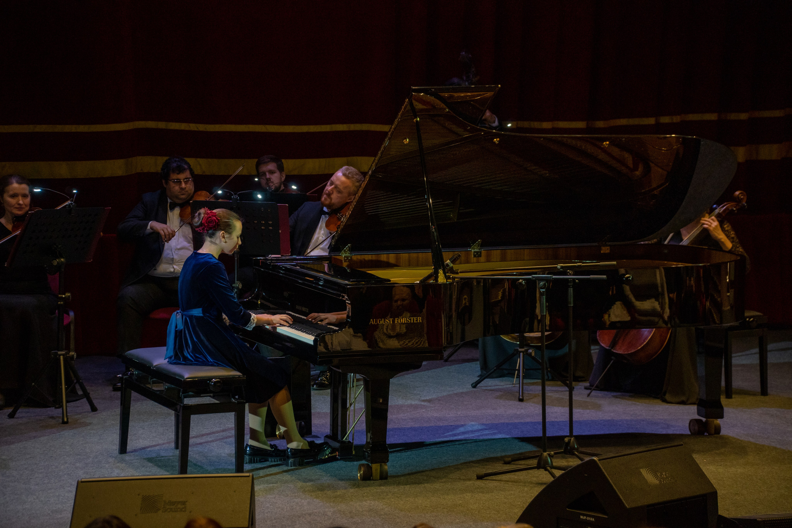 Съёмка концерта Домисольки с оркестром. «Студия DRONAVT`s» — видеосъёмка и фотография г. Москва