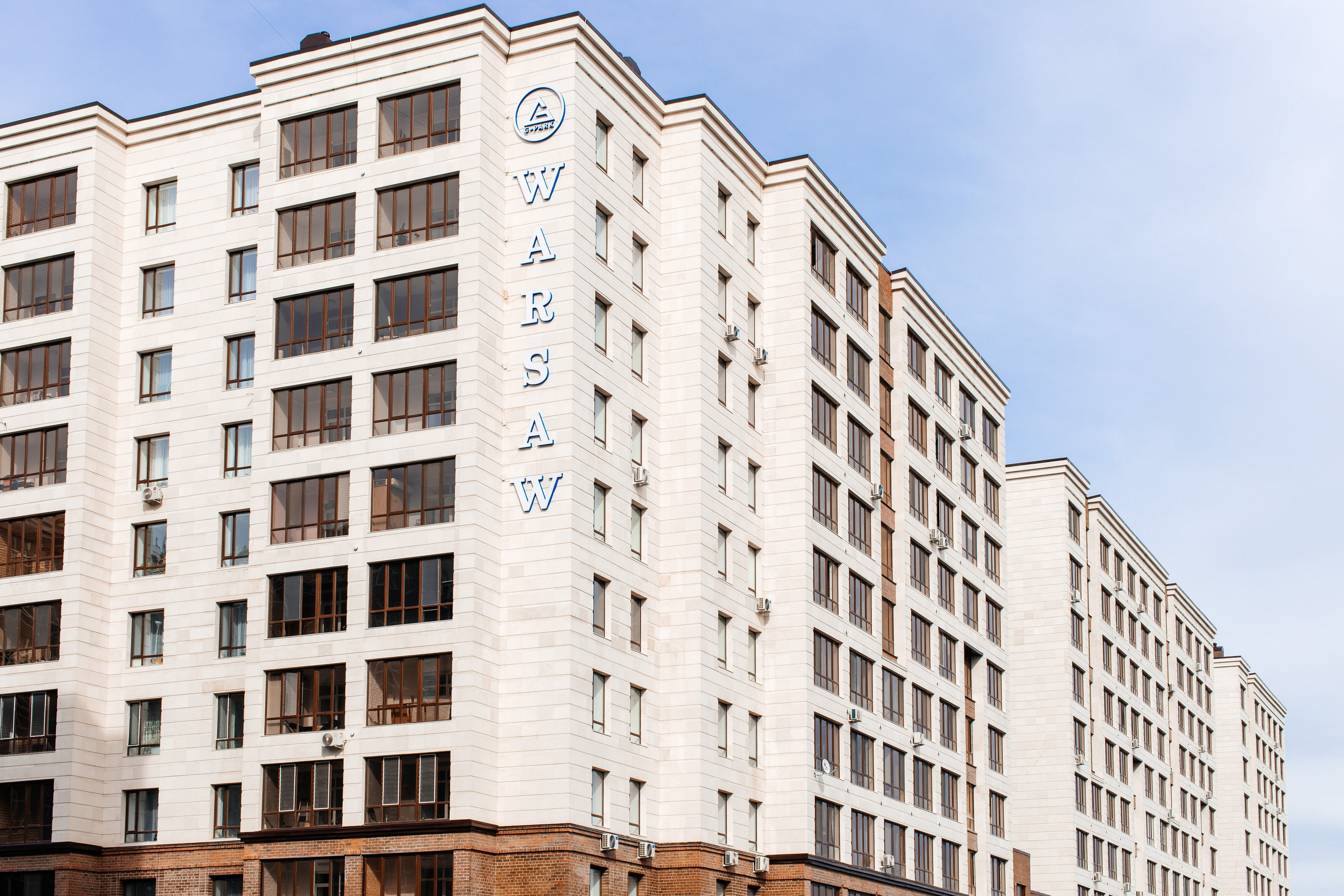 Проект 5. Сбор фотографии ЖК для клипа «Хочу квартиру от Габита». Дата: май 2022. Профессиональный фотограф в городе Астана/Алматы Даурен Сембаев