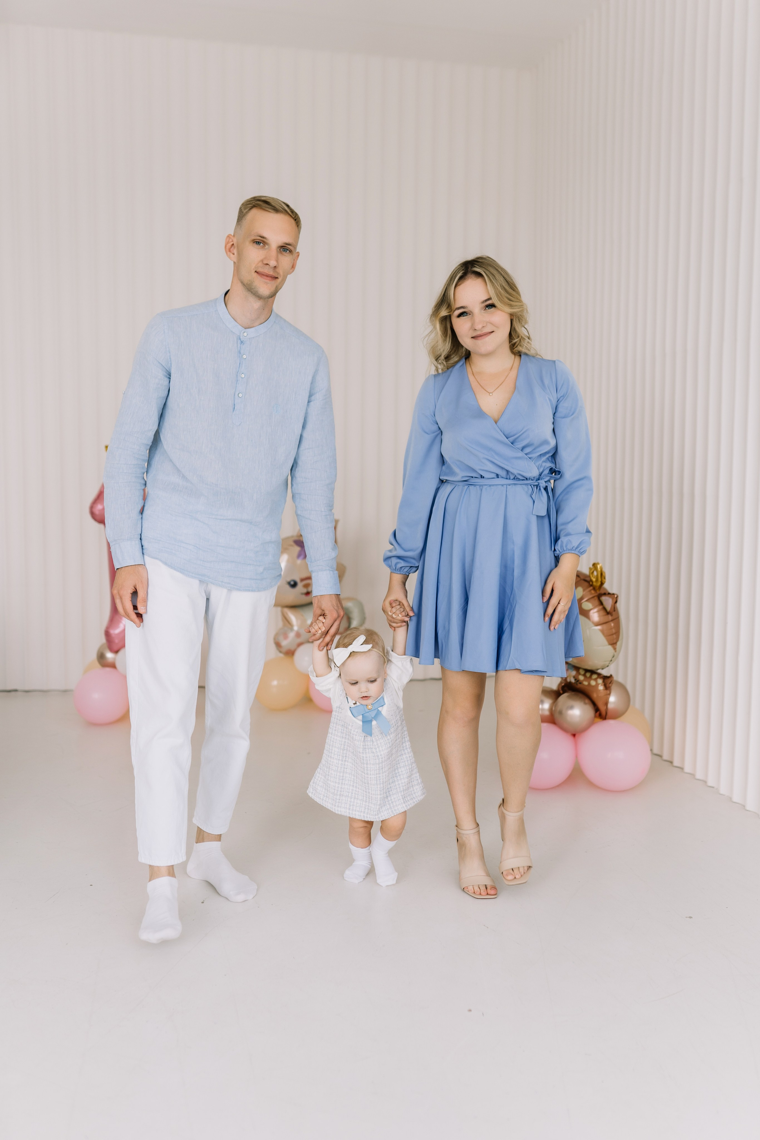 Николь 1 годик