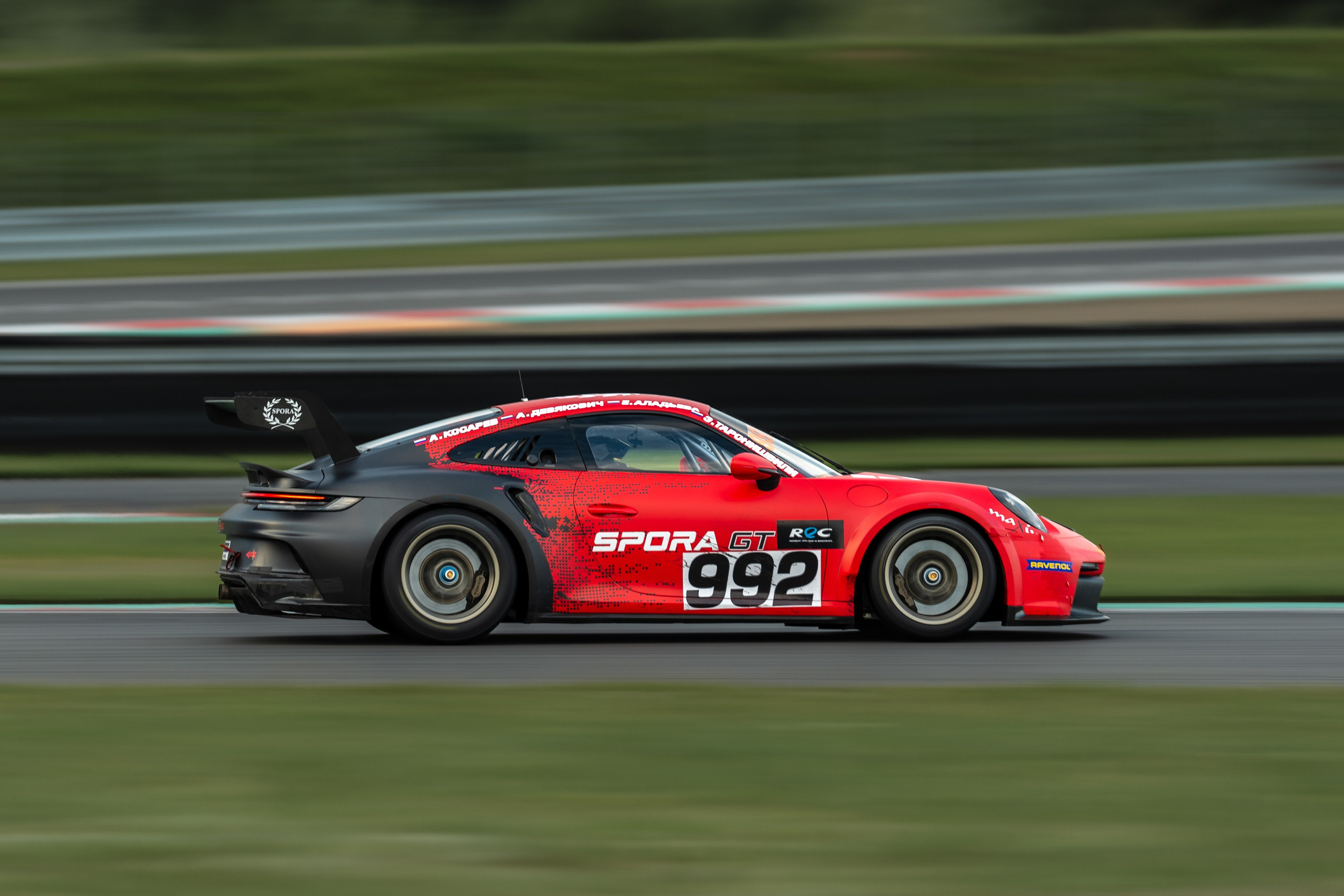 Фото четвертого этапа Российской серии гонок на выносливость. Фотограф Николай Прокофьев модельные тесты в Москве