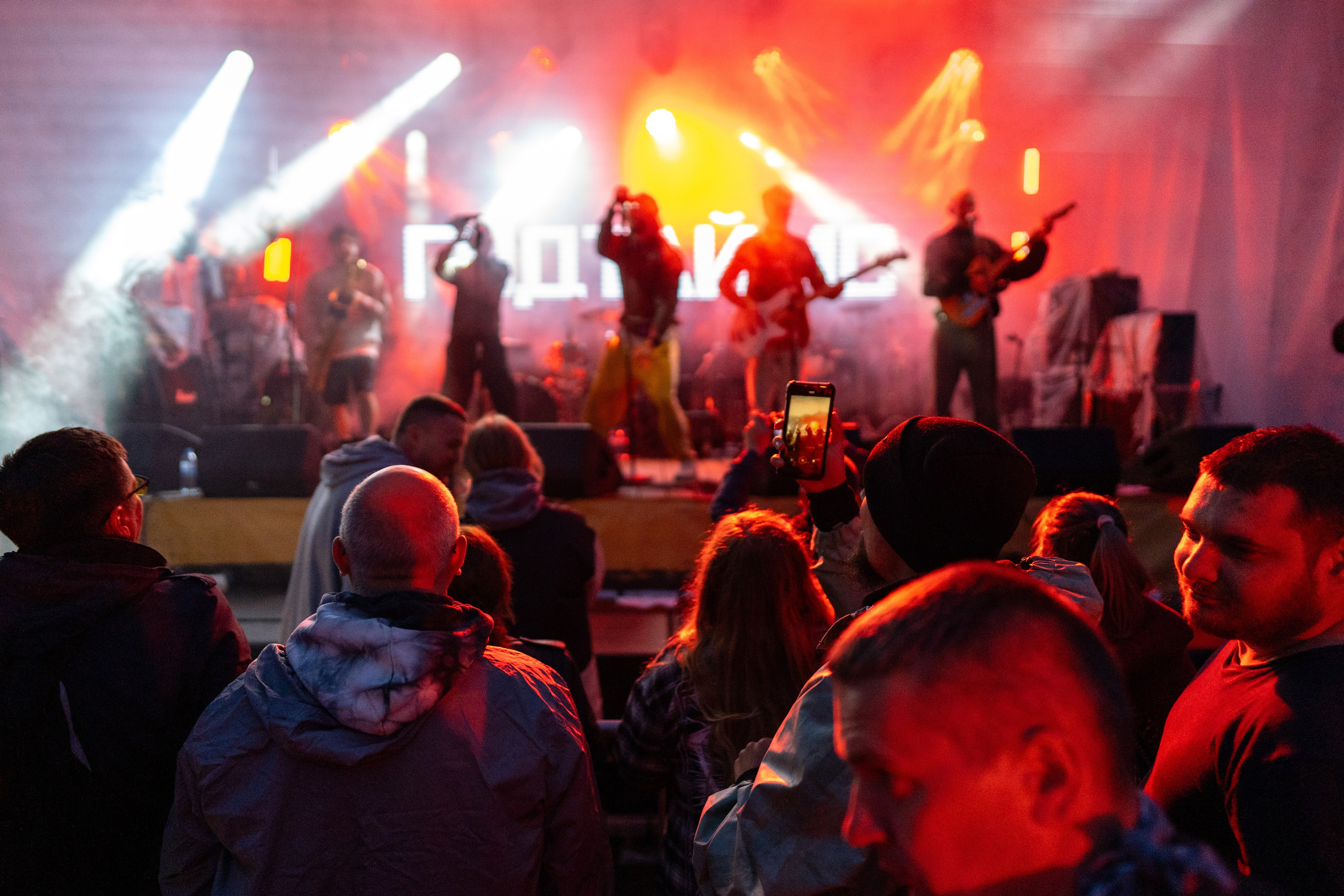 Фотоотчет с главного панк-рок фестиваля страны Anti-Party 2025. Фотограф Николай Прокофьев модельные тесты в Москве