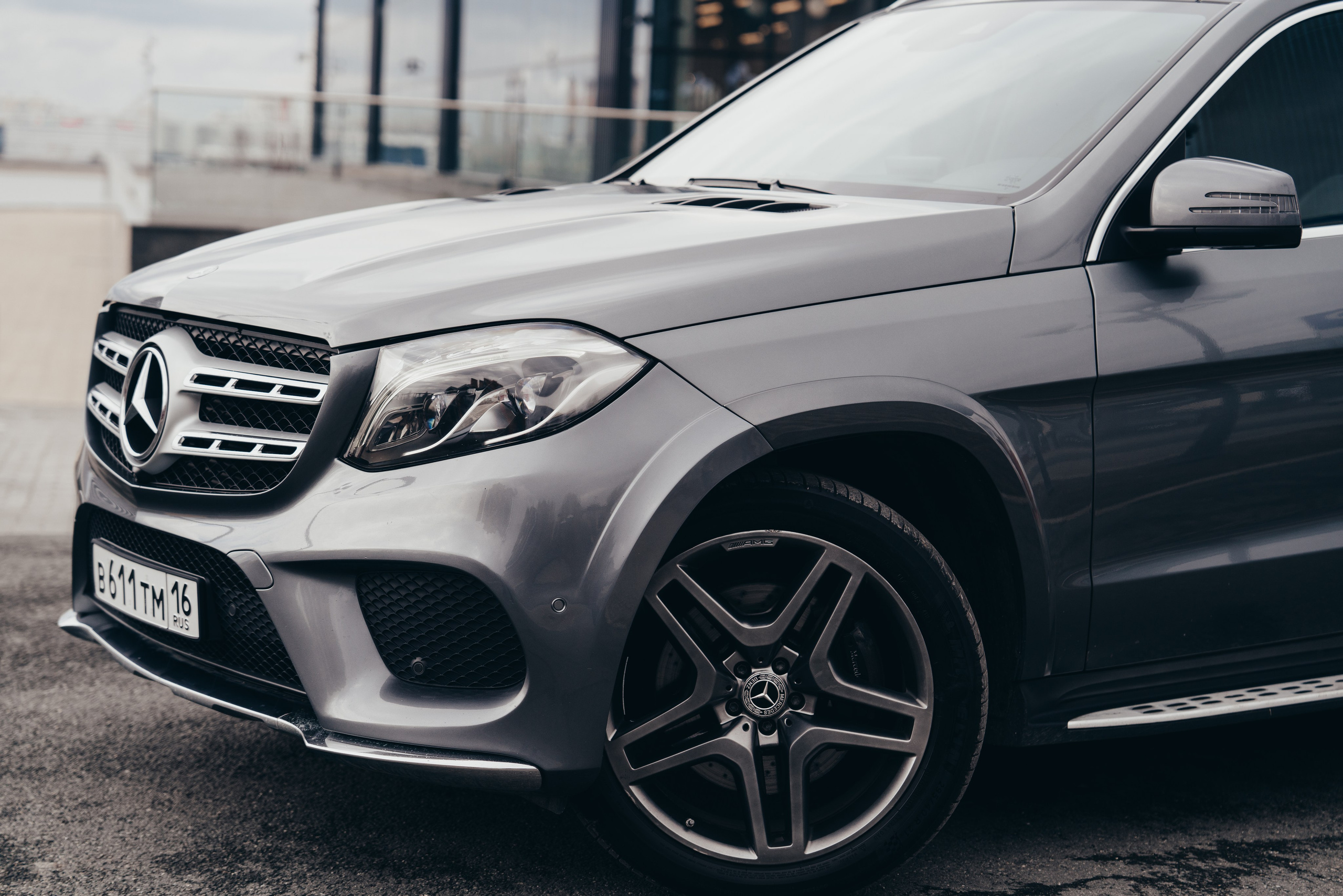 Mercedes-Benz GLS-Class 350 d. Идеальные портреты для соцсетей — Фотограф Ленар