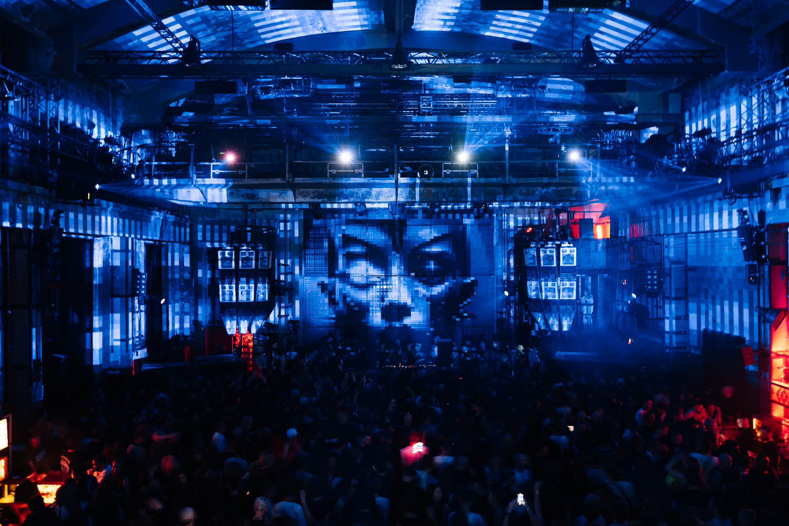 SICK YEARS, ARMA ╳ SILA SVETA. @tomrus: Рустам Шагиморданов — фотограф