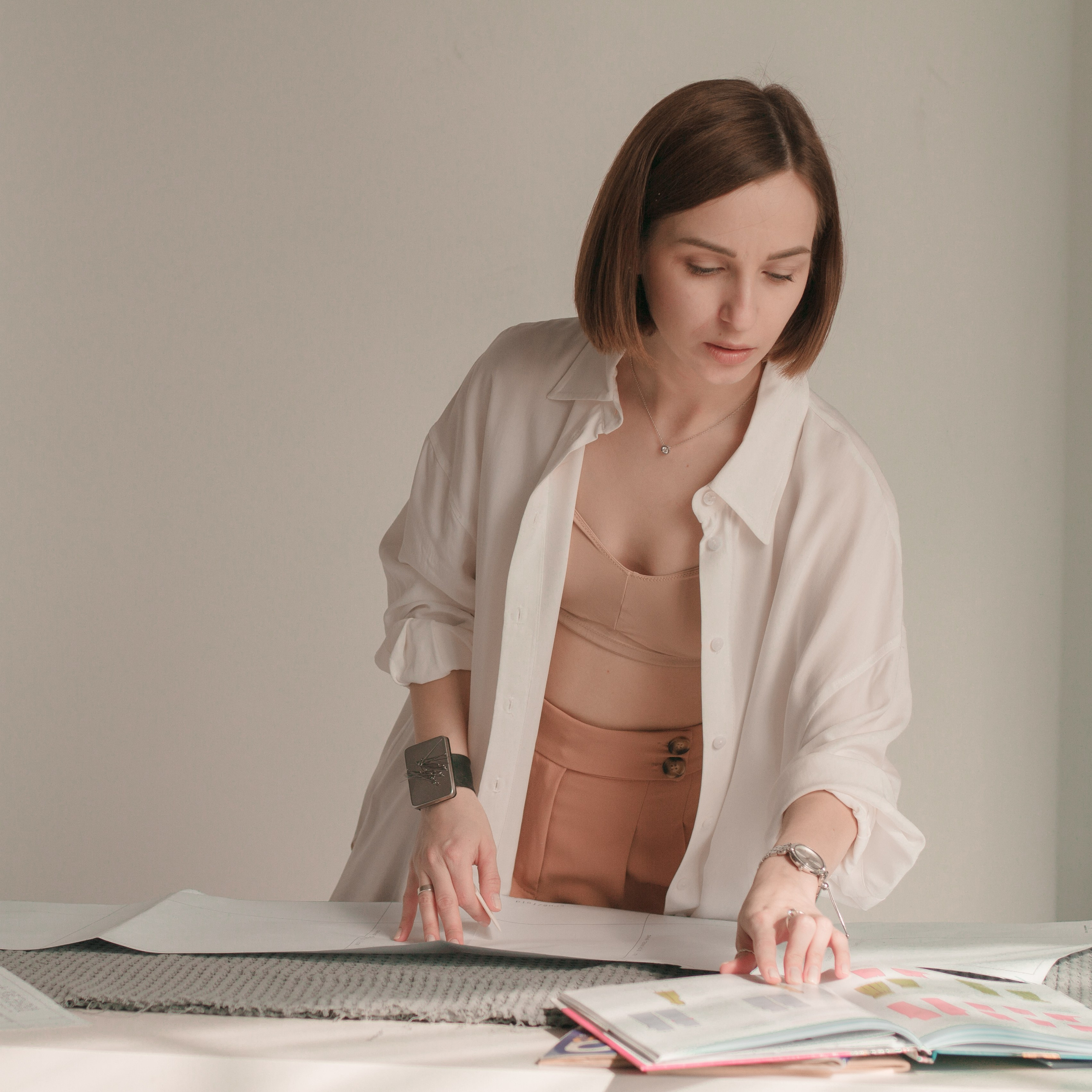 Портфолио — Бизнес контент — фотограф Анастасия Инвиш. Эротическая фотосессия в стилю ню в Москве — заказать ню фотосессию от 19 800 руб!